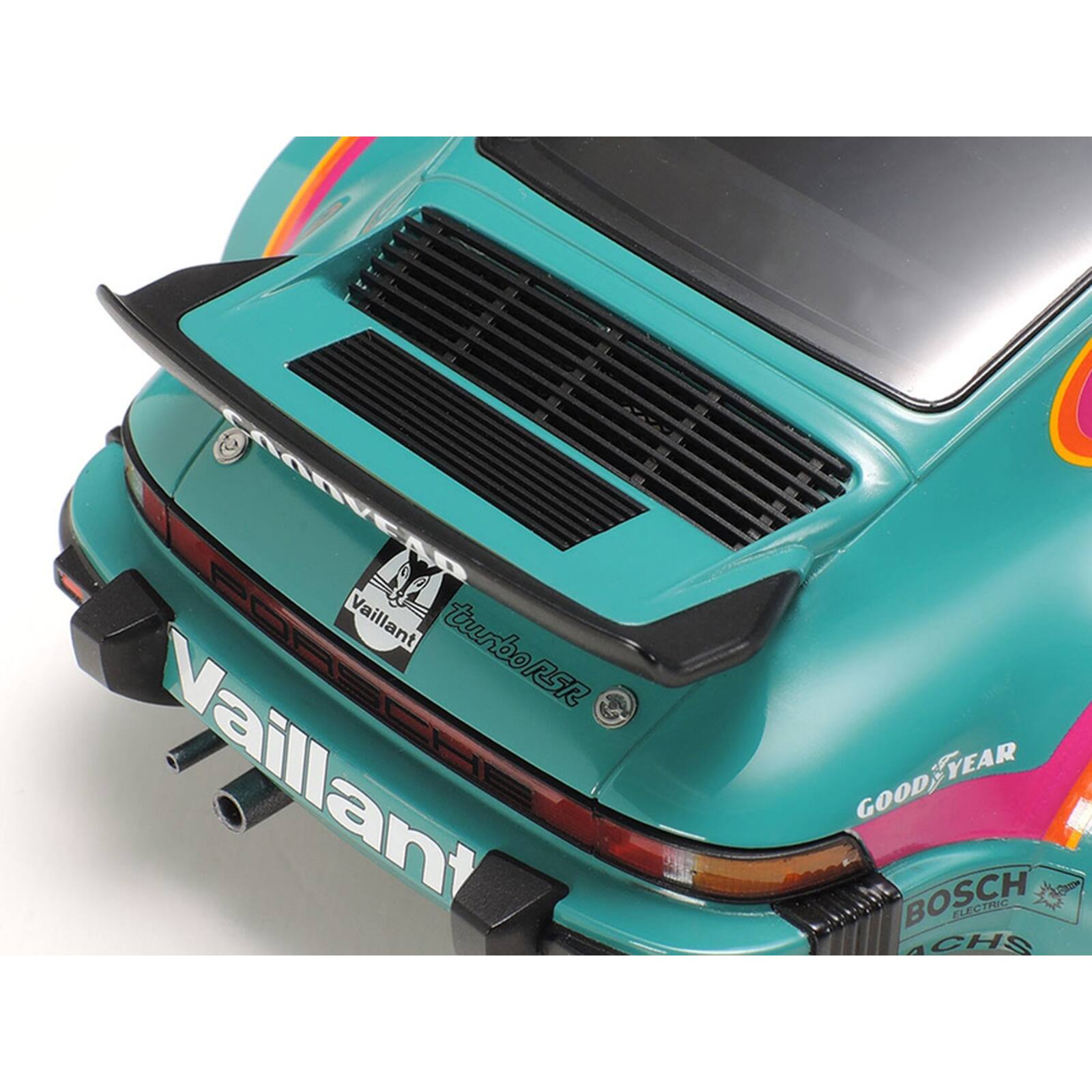 Vaillante turbo RSR  
Vaillante  
GOOD YEAR  
BOSCH ELECTRIC