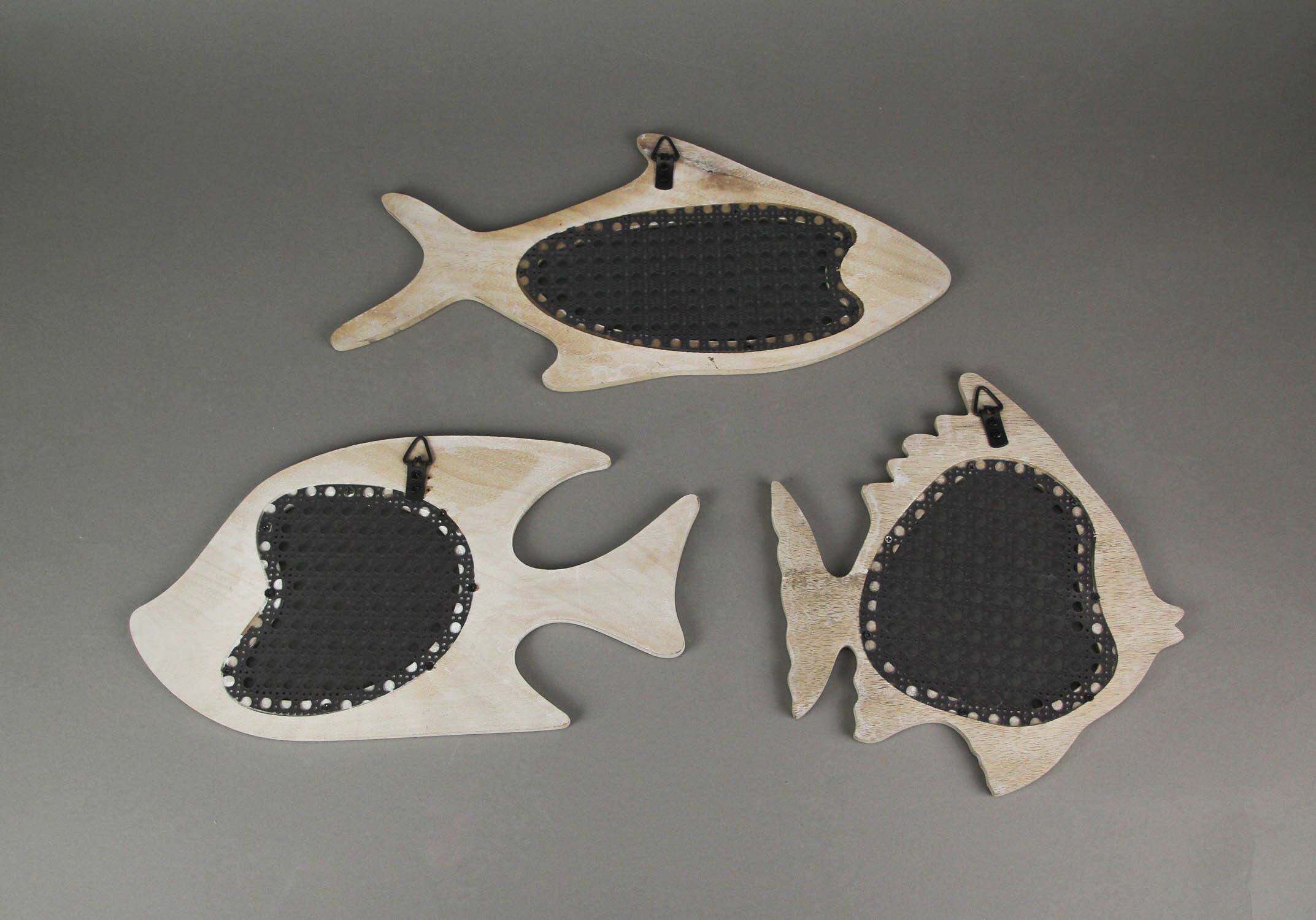 Alt View 2. Zeckos - Set of 3 Blue and White Wood and Metal Mesh Fish Wall Hangings - Multicolored.