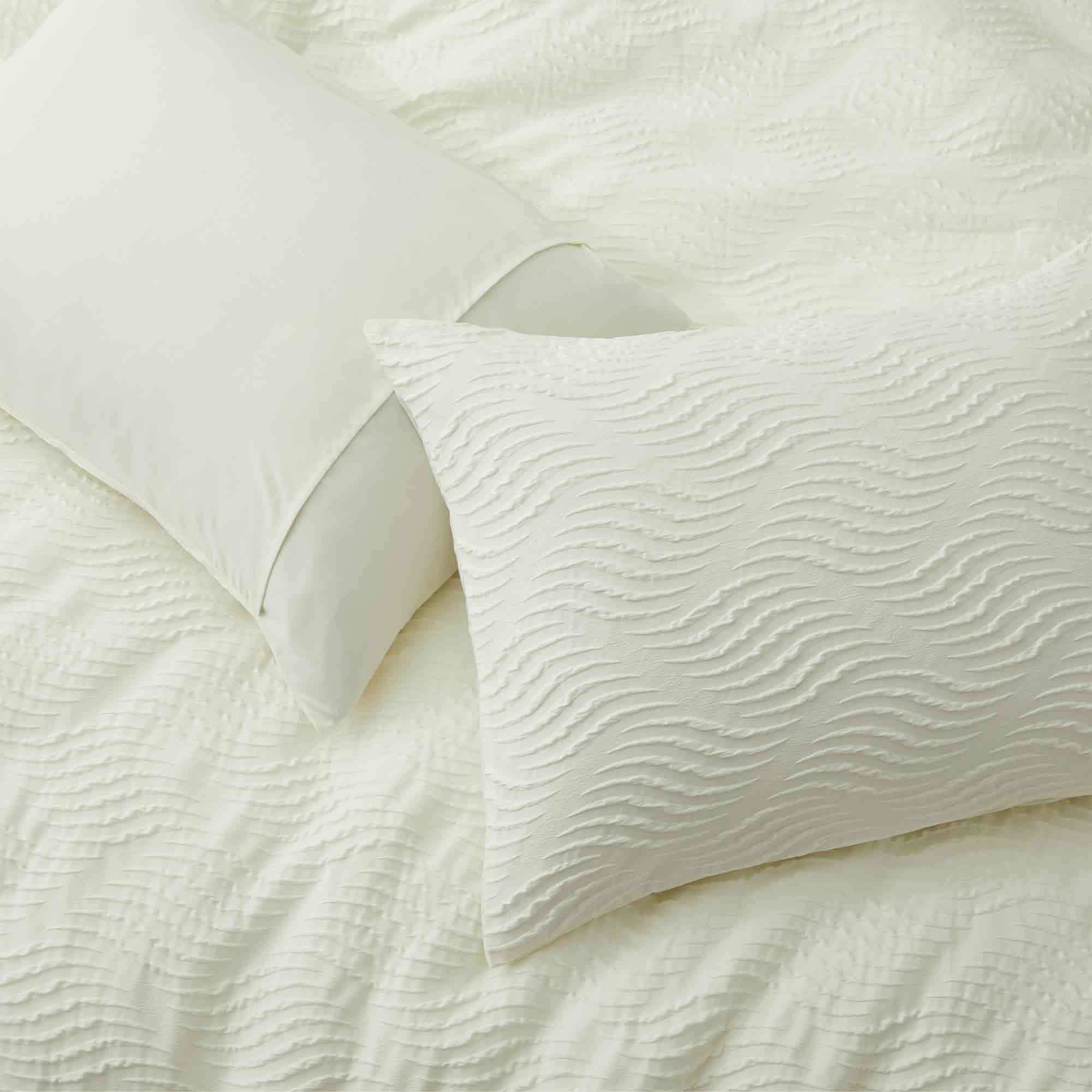 Alt View 1. Peace Nest - Peace Nest 3-Piece Bubble Textured Seersucker Comforter Set, All Season Down Alternative Bedding, Cream, Full/Queen - Cream.