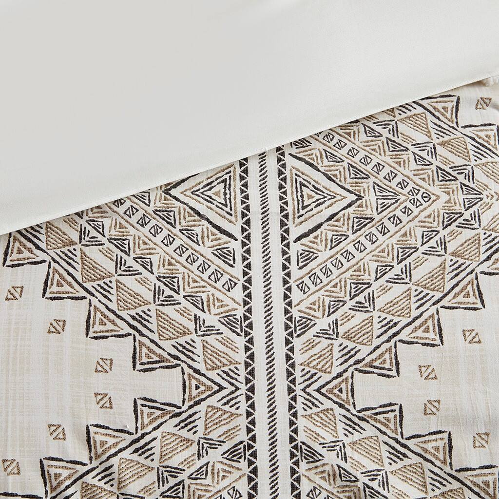 Alt View 5. Gracie Mills - Gracie Mills Modern Geometric Print 4-Piece Microfiber Duvet Cover Set with Throw Pillow - Black/Ivory.