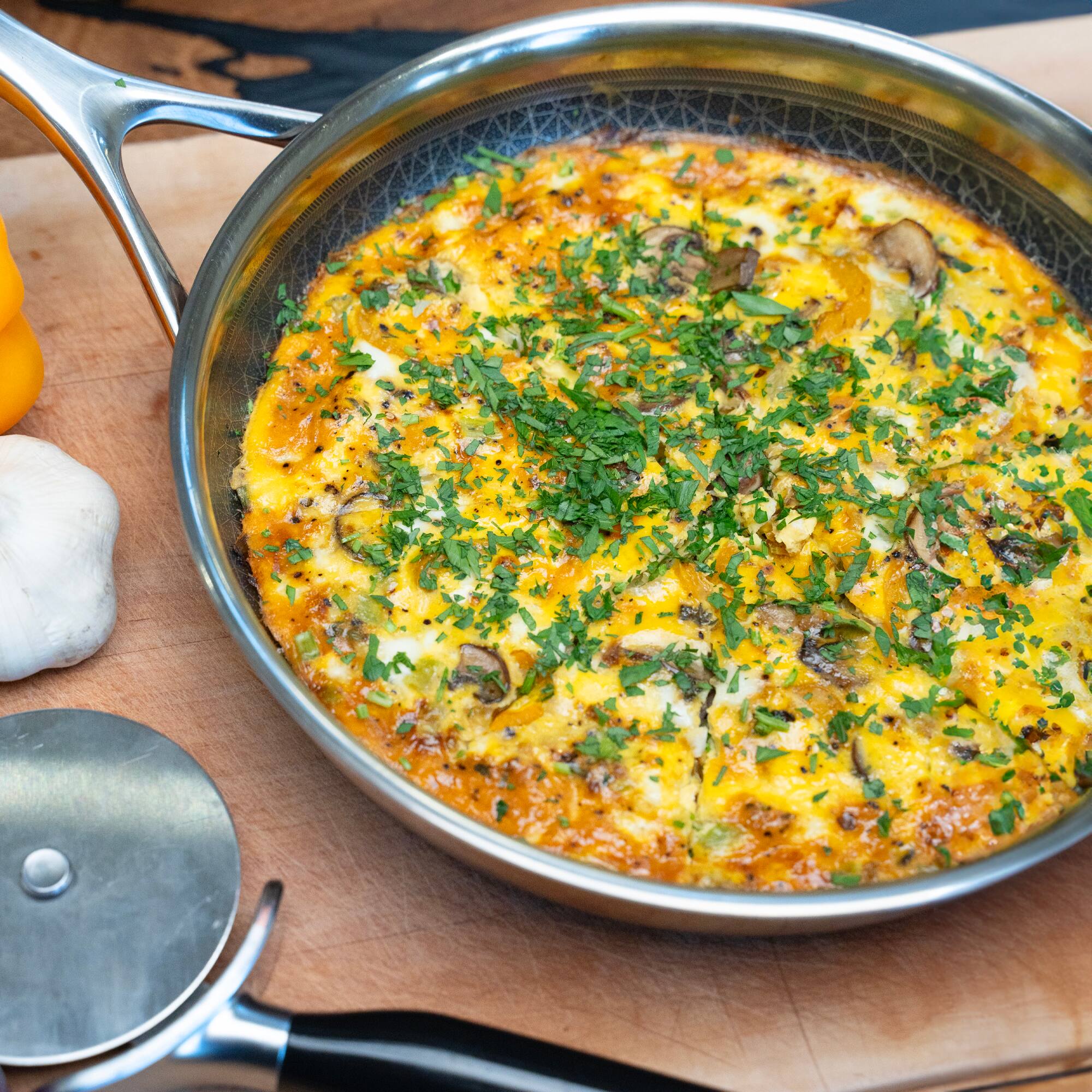 Alt View 5. Livwell Brands - DiamondClad™ 10" Hybrid Nonstick Stainless Steel Frying Pan, Dishwasher Safe, PFOA-free – Silver/Black - Black/Silver.