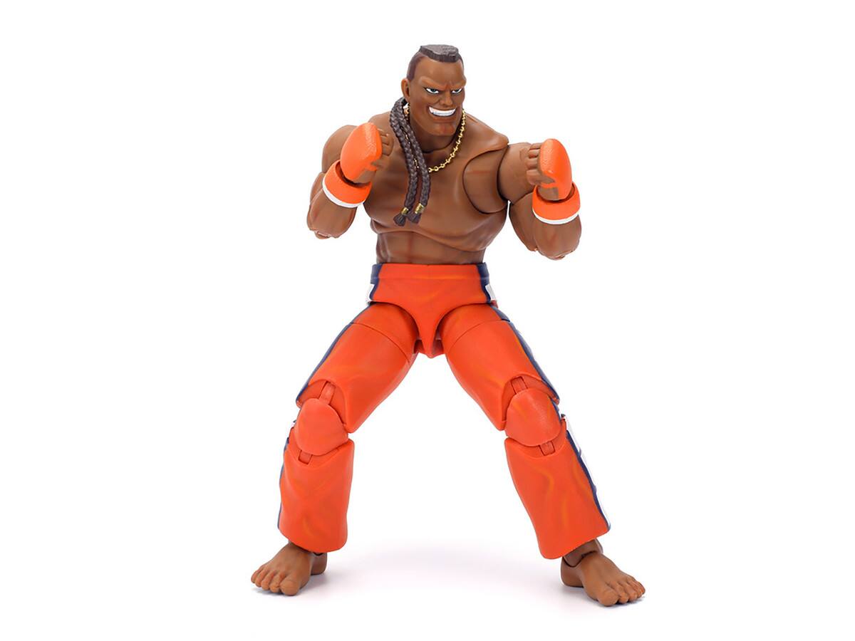 Left. Jada - Dee Jay 6" Action Figure with Accessories, Alternate Head & Hands – Ultra Street Fighter II (2017 Video Game) - Multicolor.