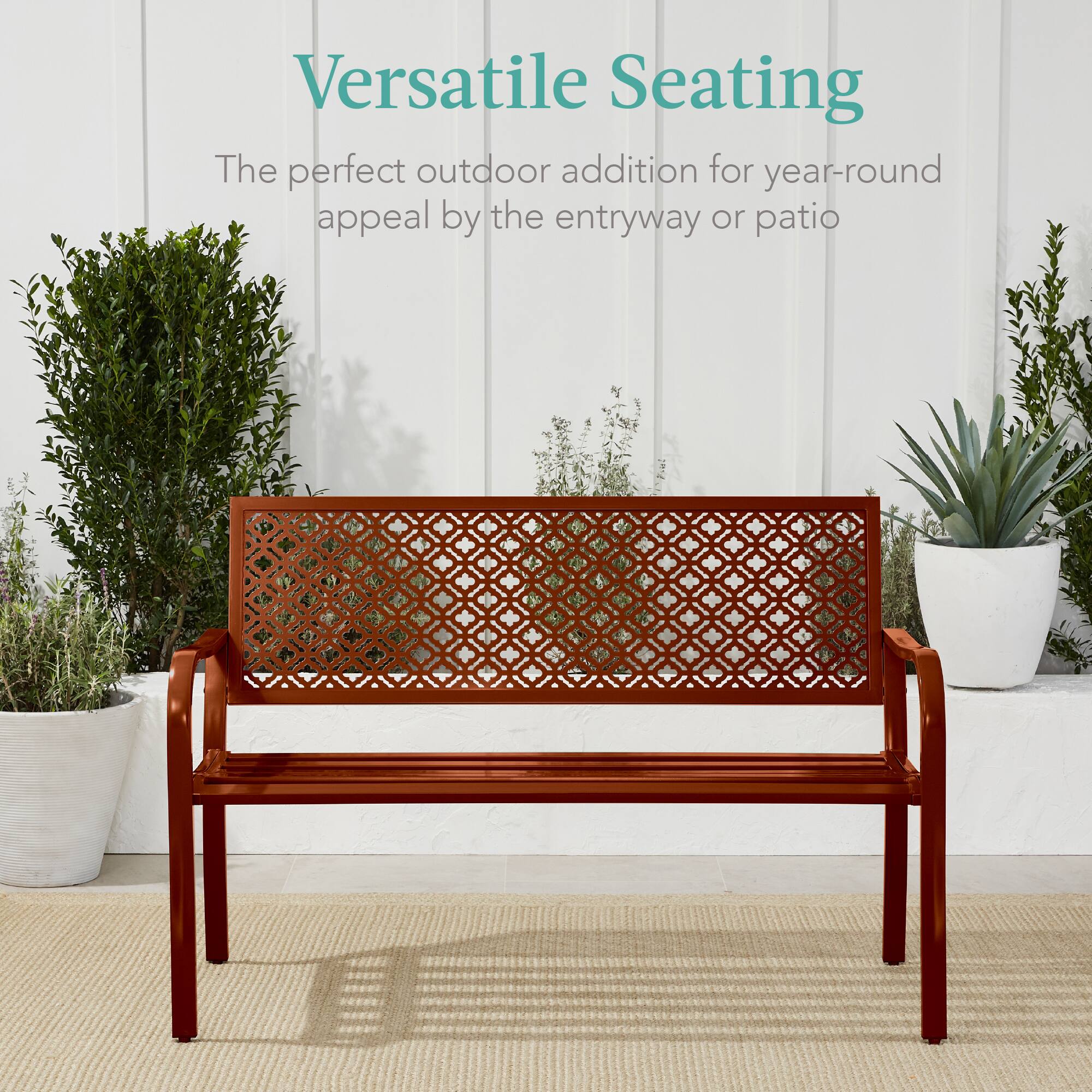 Versatile Seating

The perfect outdoor addition for year-round appeal by the entryway or patio