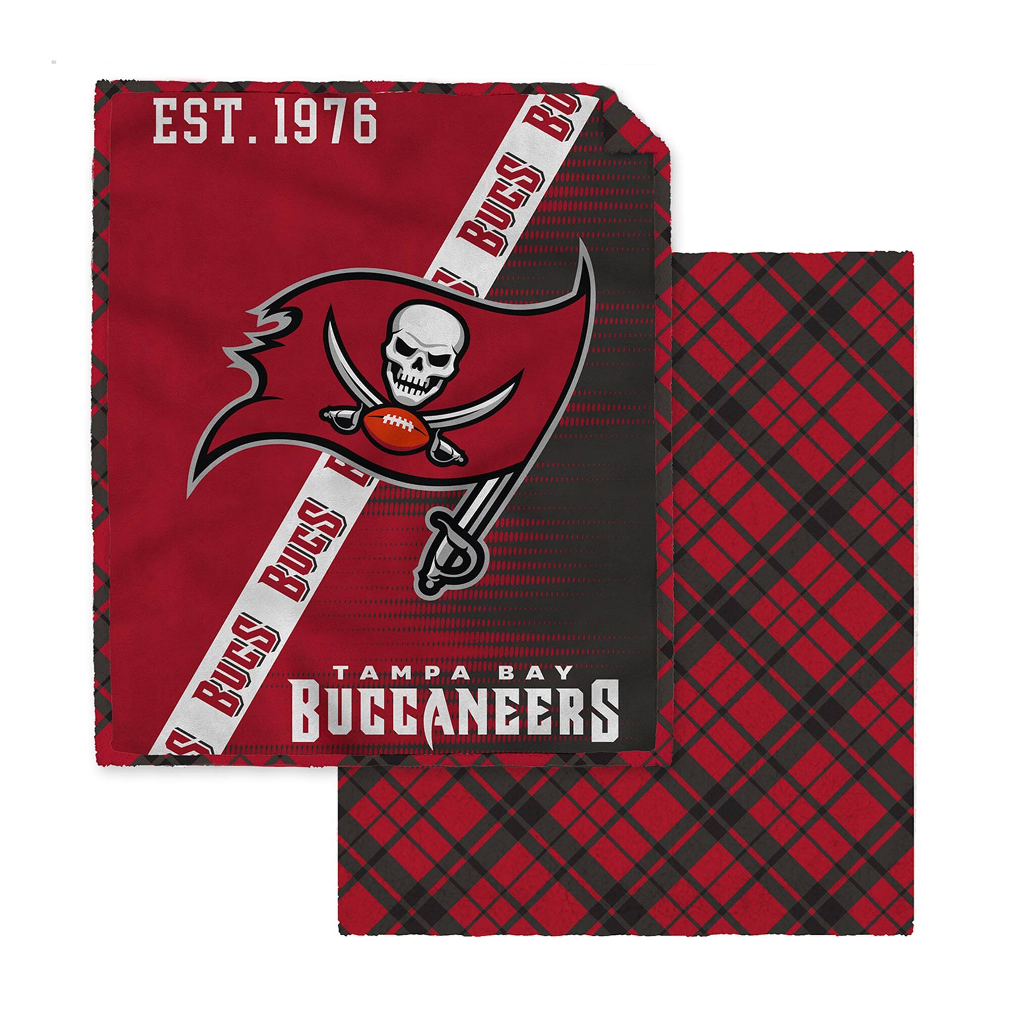 EST. 1976  
BUCCANEERS  
TAMPA BAY  
BUCCANEERS