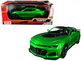 2017 Chevrolet Camaro ZL1 1/24 Diecast Car Model by Motormax - Metallic Green