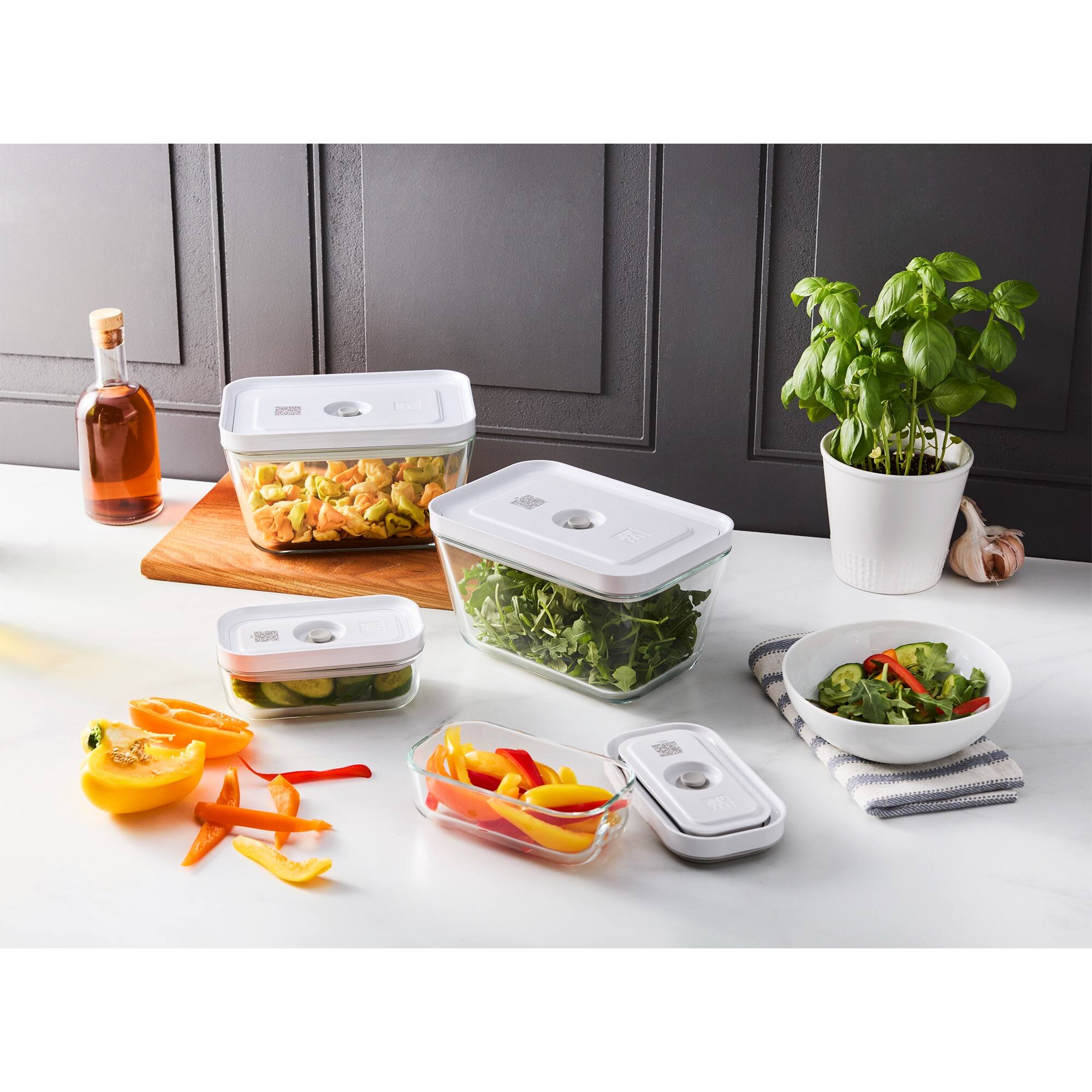 Alt View 1. ZWILLING - ZWILLING Fresh and Save Vacuum Glass 4-pc box Set, 2 x S, 2 x L containers - Clear.
