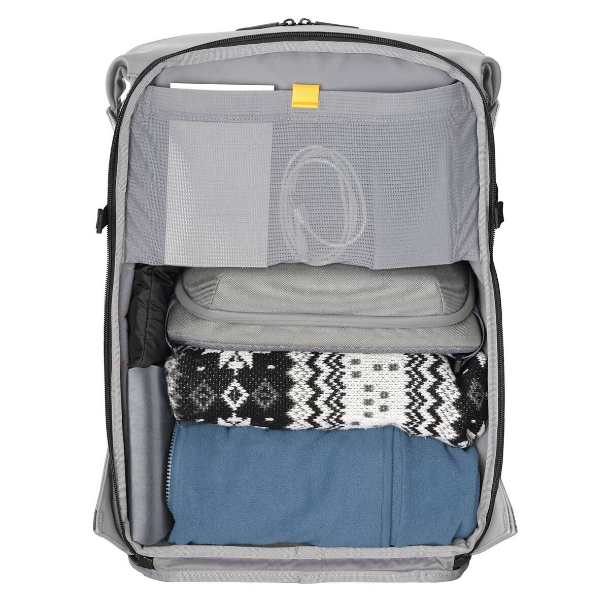 Alt View 7. Vanguard - Vanguard VEO Lite B30L Camera and Everyday Backpack - Cream.