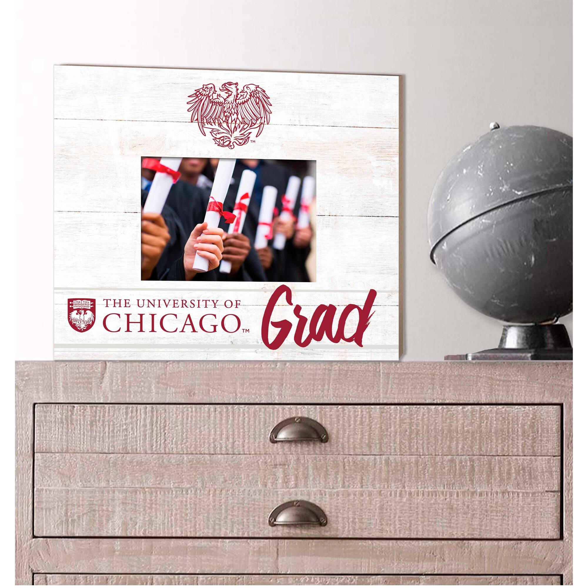 - 1  THE UNIVERSITY OF CHICAGO, TM Grad