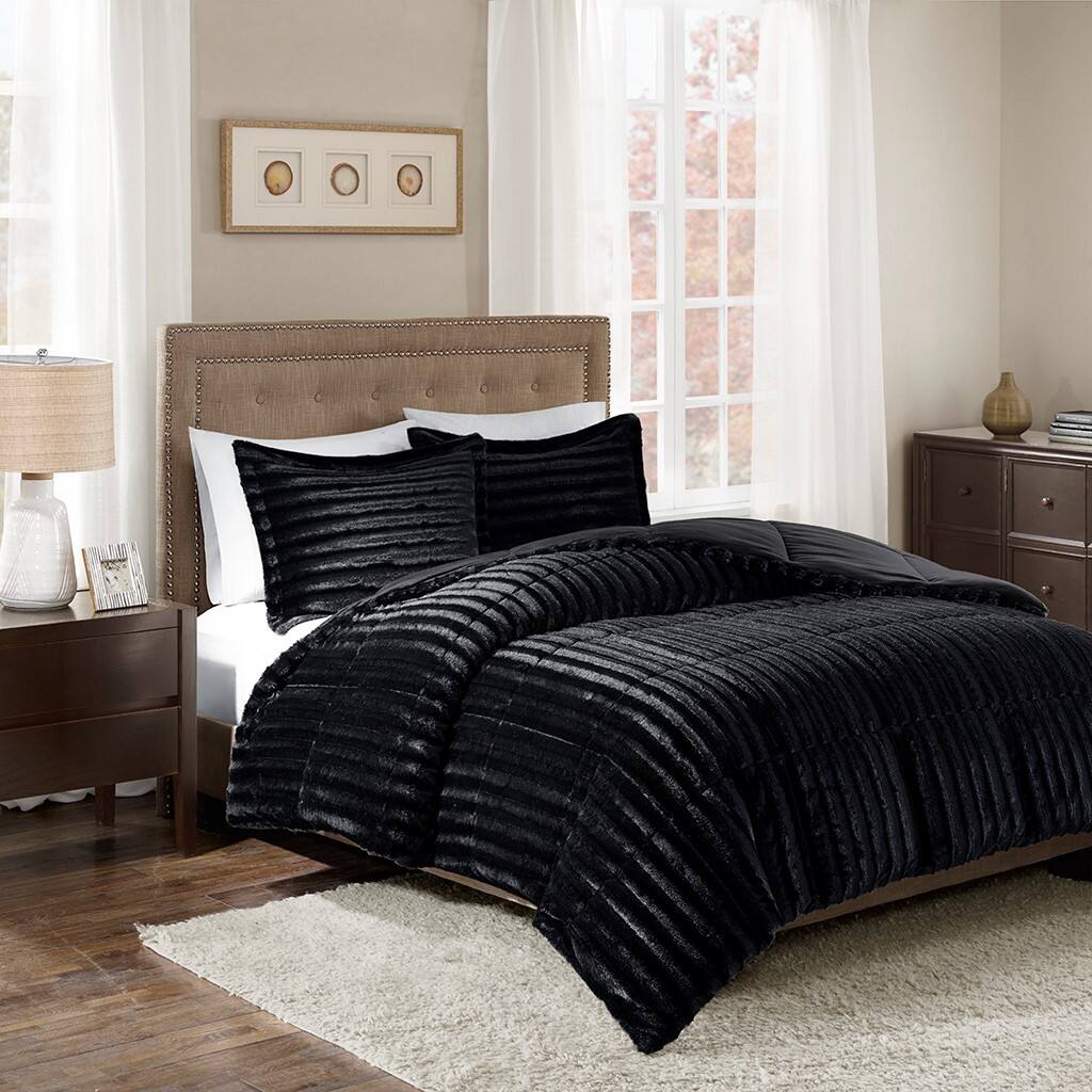 Alt View 1. Gracie Mills - Gracie Mills Wilfred Faux Fur Comforter Set - Black.
