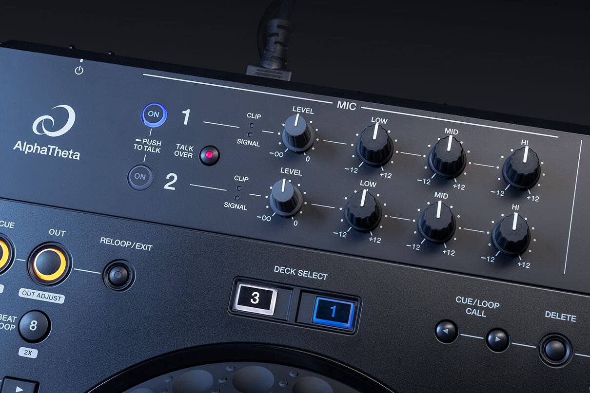 ON 1 PUSH TO TALK TALK OVER  
ON 2  
CLIP SIGNAL LEVEL CLIP SIGNAL LEVEL  
MIC LEVEL LOW MID HI  
CUE OUT RELOOP/EXIT  
OUT ADJUST  
BEAT LOOP 8 2X  
DECK SELECT 3 1  
CUE/LOOP CALL DELETE