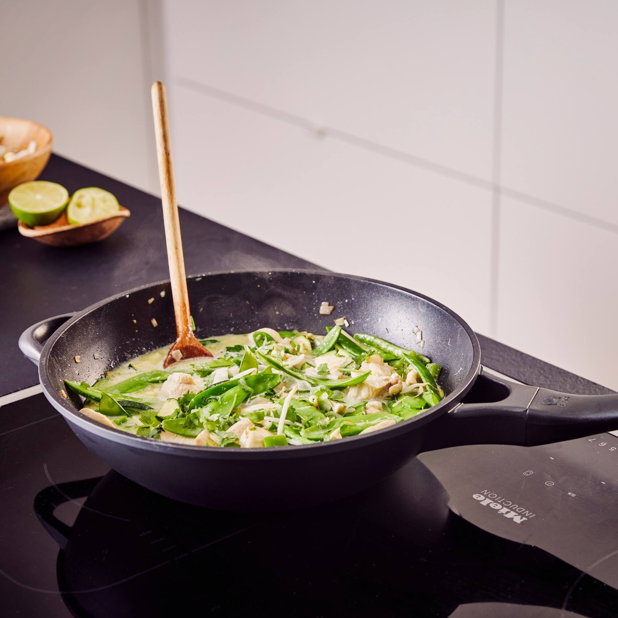 D a - INDUCTION L 867 9 S