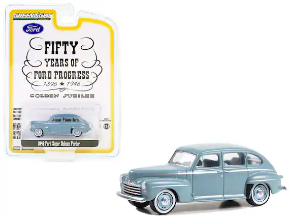 GREENLIGHT
Fifty Years of Ford Progress
1896 - 1946
Golden Jubilee
1946 Ford Super Deluxe Fordor
Limited Edition
Die-Cast Metal
Chassis
1:64
Contains: 1 Model Reduit
Contient: 1 Modèle Réduit
Adult Collectible
1:64