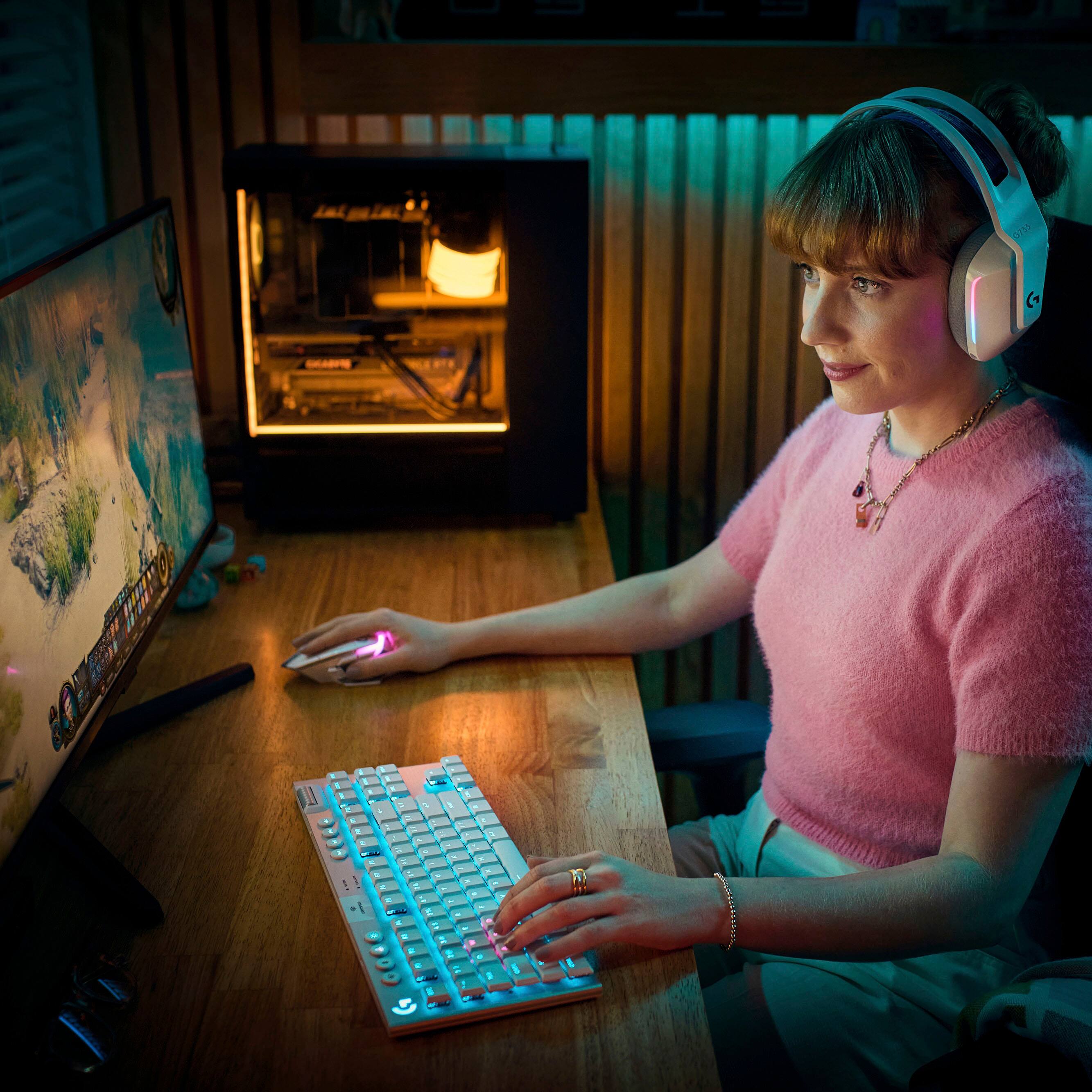 Alt View 19. Logitech - G915 X LIGHTSPEED TKL Wireless Mechanical GL Brown Tactile Switch Gaming Keyboard for PC/Mac with RGB Backlighting - White.