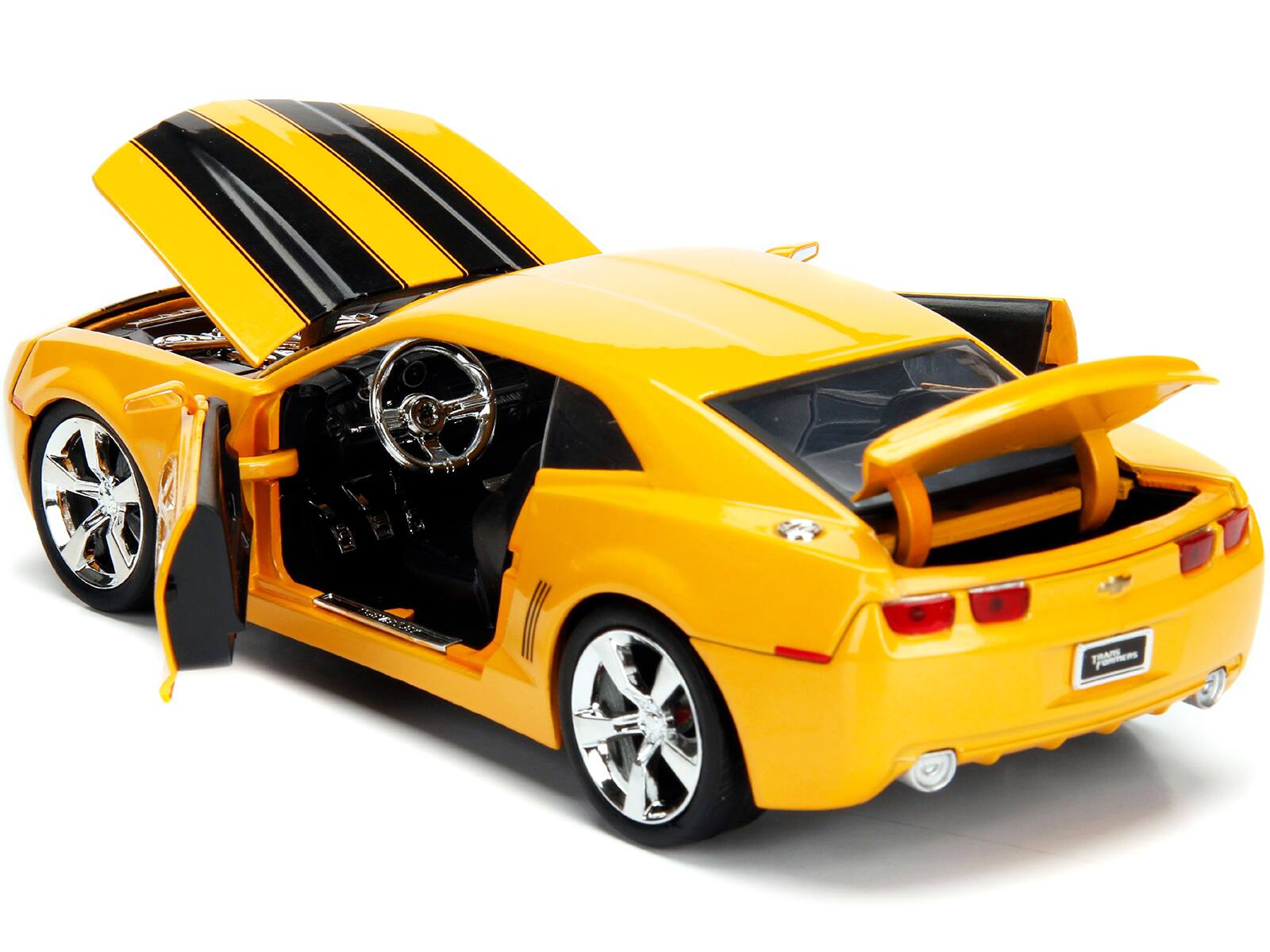 Alt View 4. Jada Toys - Jada Toys - 1:24 '06 Chevy Camaro - Transformers - Bumblebee with Coin   - COLLECTIBLES - Multicolor.