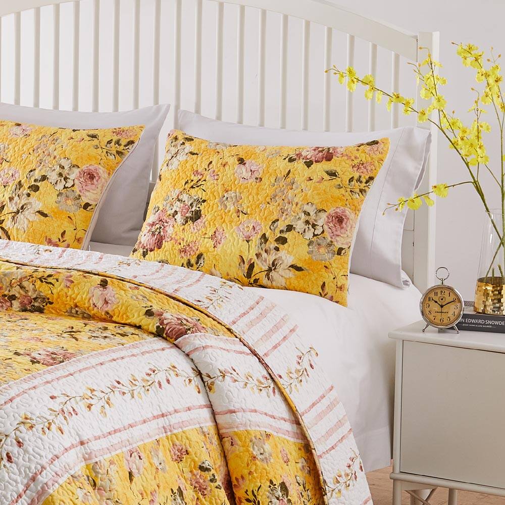 11 12 1 9 3 5 7 6  
N EDWARD SNOWDE