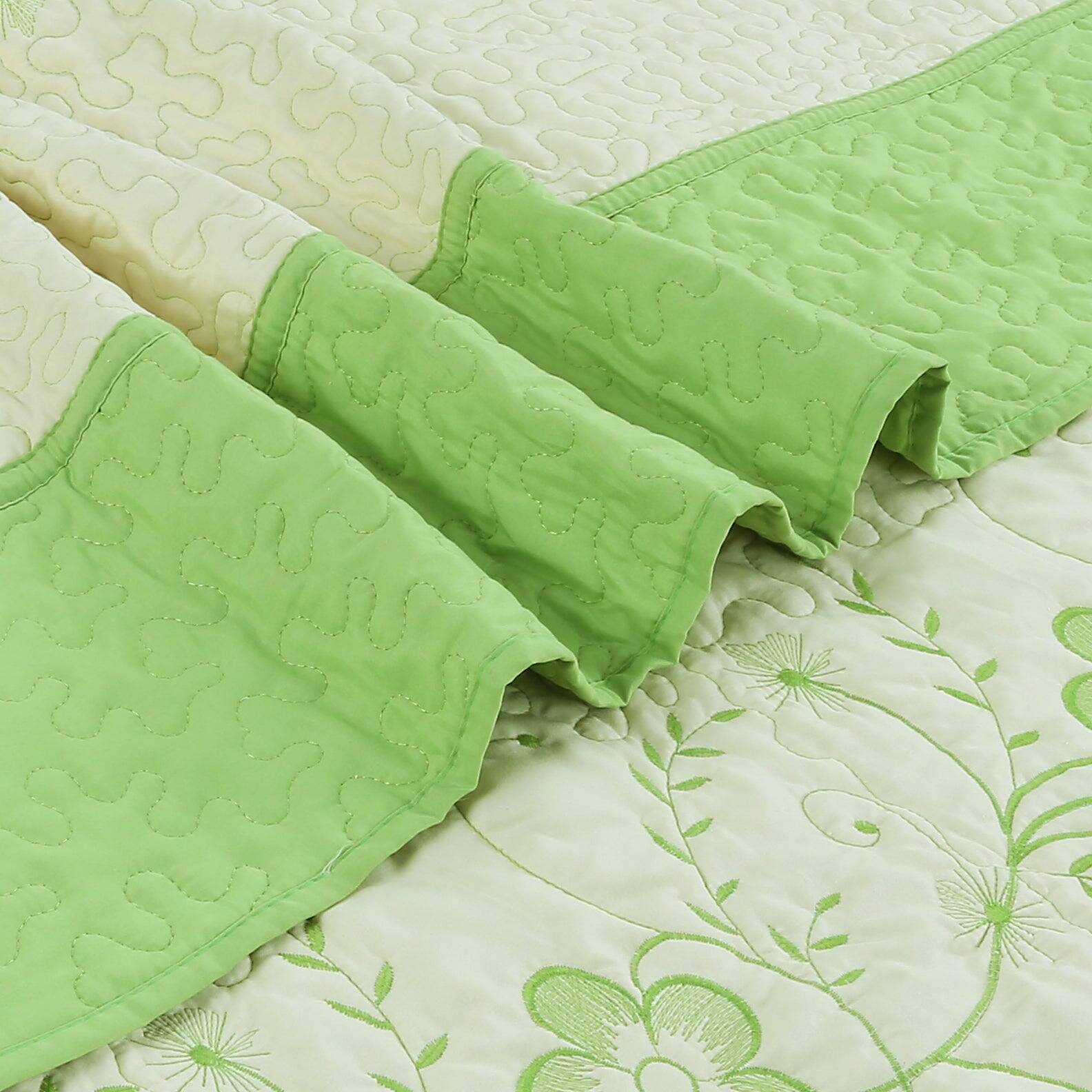 Back. MarCielo - Marcielo 3 Piece Queen Size Embroidery Quilt Set Lightweight Bedspread Set Queen - Green and Cream.