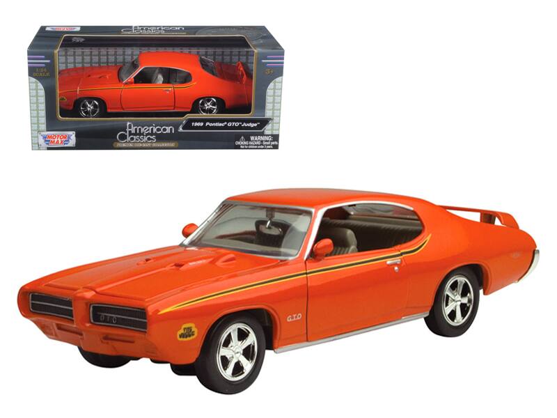 American Classics  
1:24 SCALE  
MOTOR MAX  
1969 Pontiac GTO "Judge"  
WARNING: CHOKING HAZARD - Small parts. Not for children under 3 years.  
American Classics  
MOTOR MAX  
1969 Pontiac GTO "Judge"  
GTO
