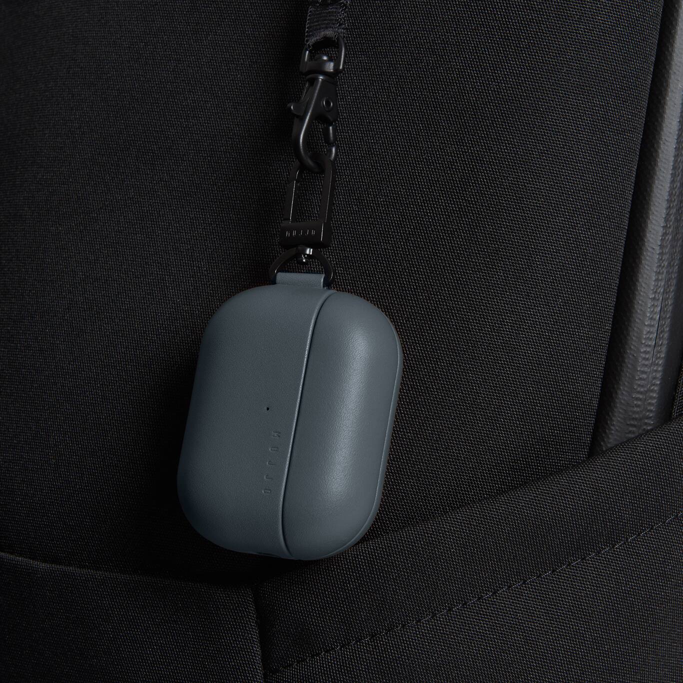 The text on the image reads:

"NEJJS MOJJO"