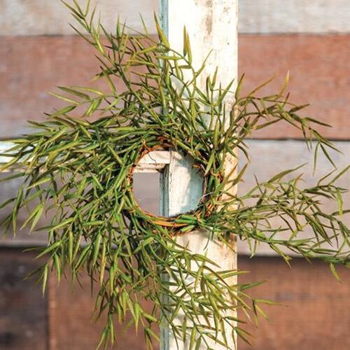 Front. BreeBe - Carolina Dill Ring 2" - Green, Brown.