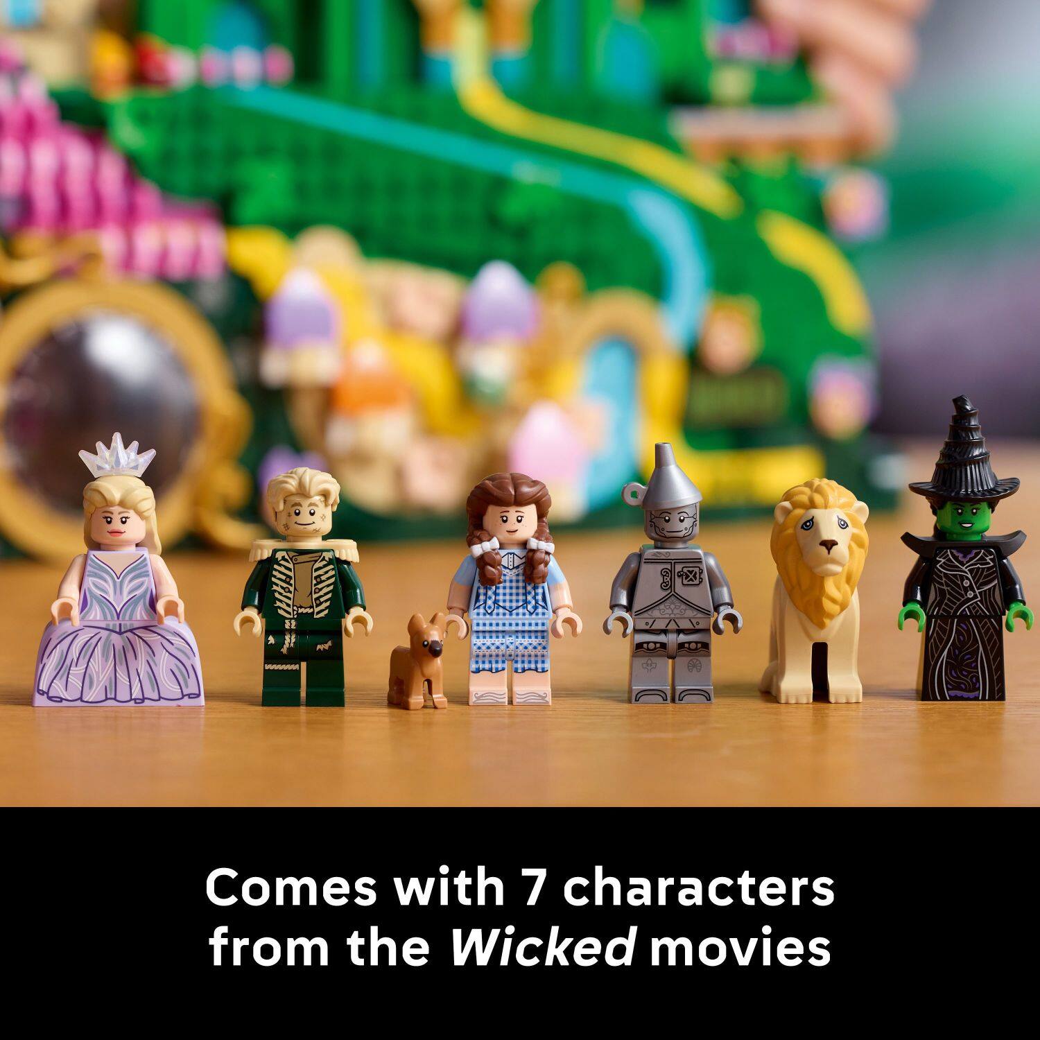 X 92  
Comes with 7 characters from the Wicked movies