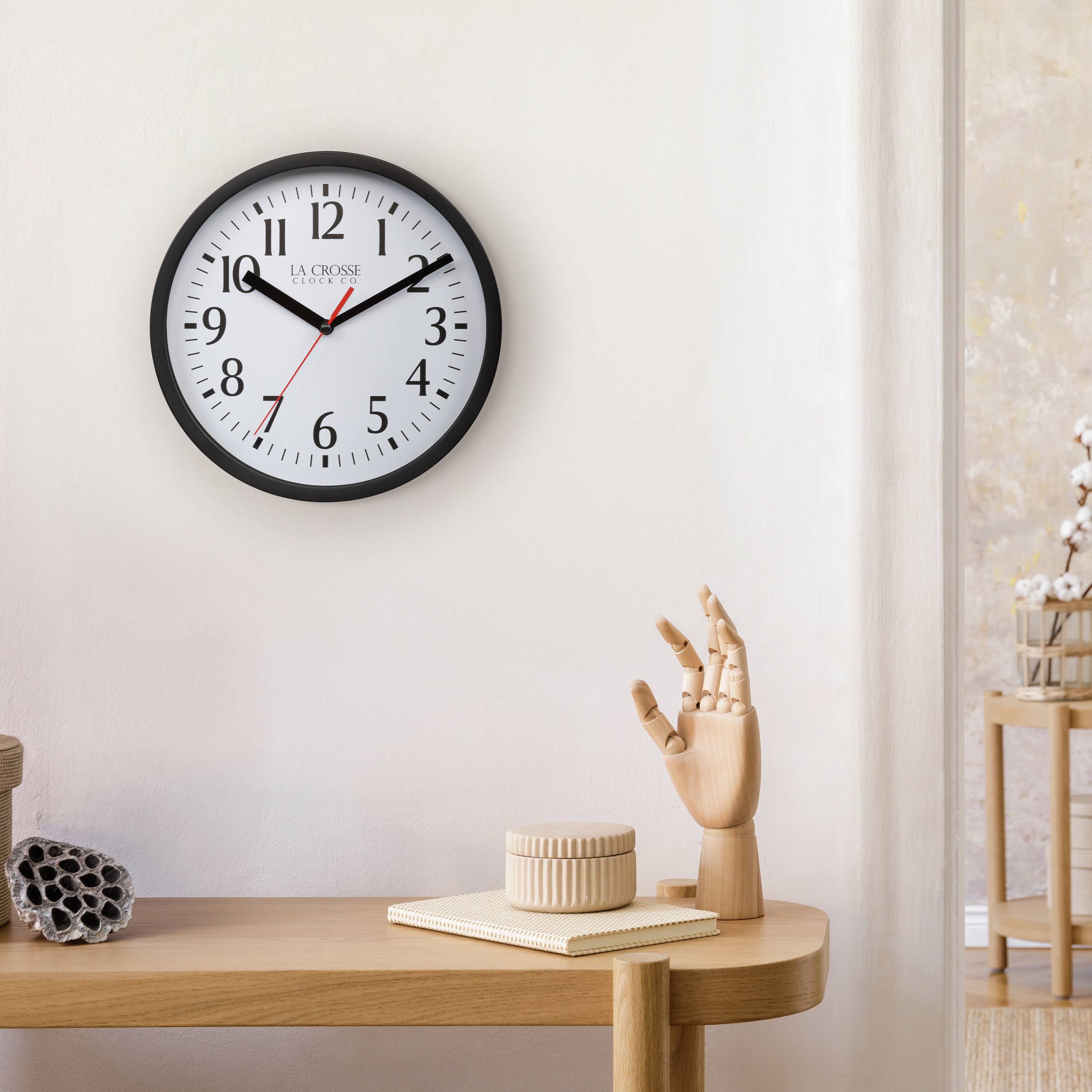 II 12 I 10 LA CROSSE CLOCK CO 9 3 8 4 7 6 5