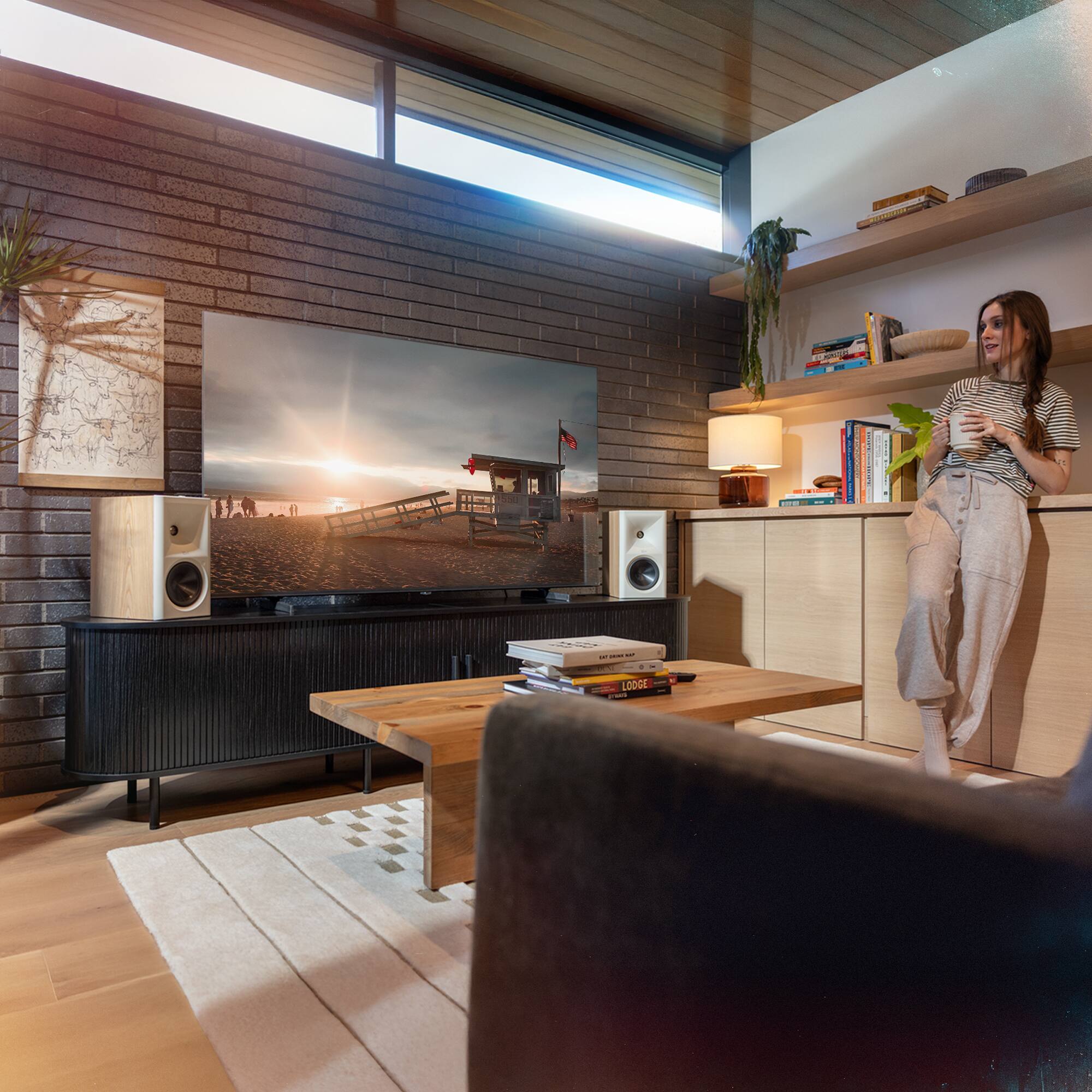 CNN : : | I !  : I  LODGE I