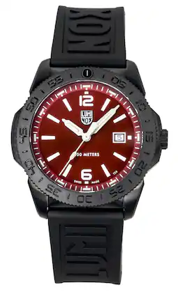 Luminox - Pacific Diver Rubber Strap Red Sunray Dial Quartz Diver's XS.3135.B 200M Men's Watch - Black