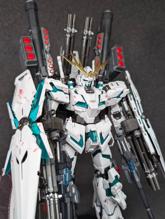 Bandai Gundam MG 1/100 RX 0 Full Armor Unicorn Gundam (Ver.Ka