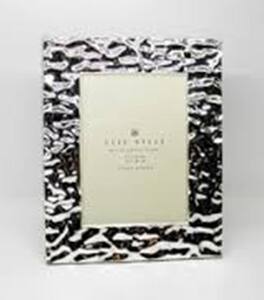 Jiallo - Plated 4x6" Frame, Crinkled Border - Silver