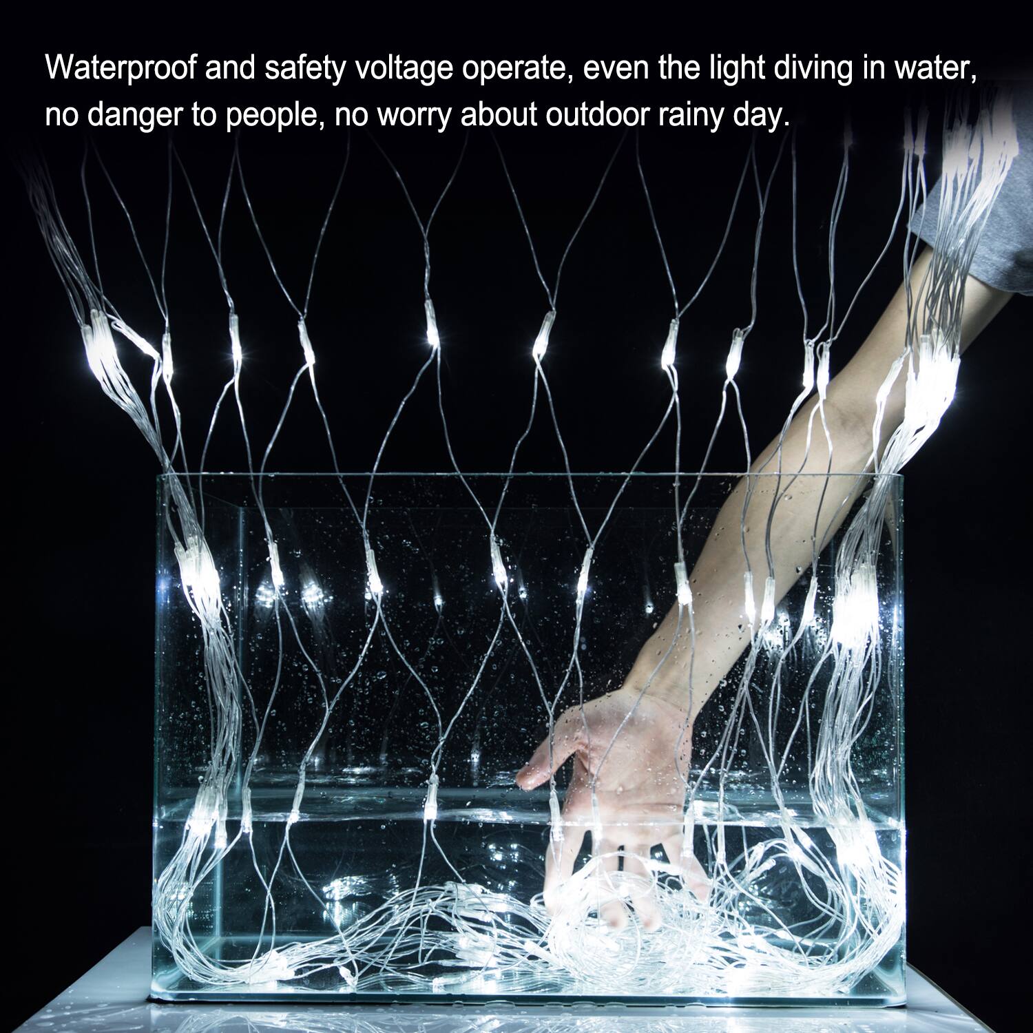 Waterproof and safety voltage operate, even the light diving in water, no danger to people, no worry about outdoor rainy day.