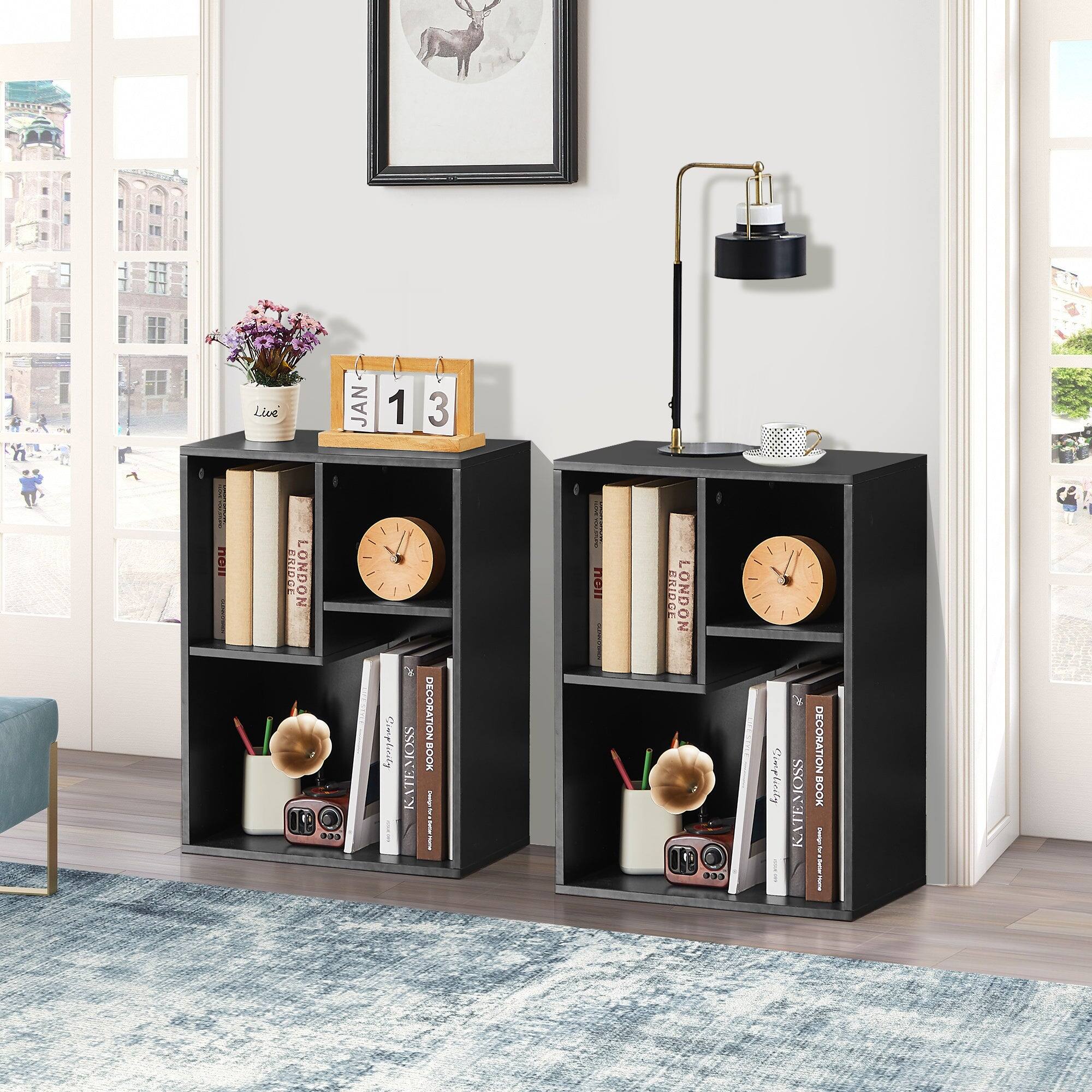 Sure, here is the corrected and grouped text from the image:

**Left Shelf:**
- JAN 13
- LONDON
- LONDON
- LONDON
- KATE MOSS DECORATION BOOK
- KATE MOSS DECORATION BOOK

**Right Shelf:**
- LONDON
- LONDON
- LONDON
- KATE MOSS DECORATION BOOK
- KATE MOSS DECORATION BOOK

**Additional Text:**
- Live
- L'ONDORE
- L'ONDORE
- L'ONDORE
- L'ONDORE
- L'ONDORE
- L'ONDORE
- L'ONDORE
- L'ONDORE