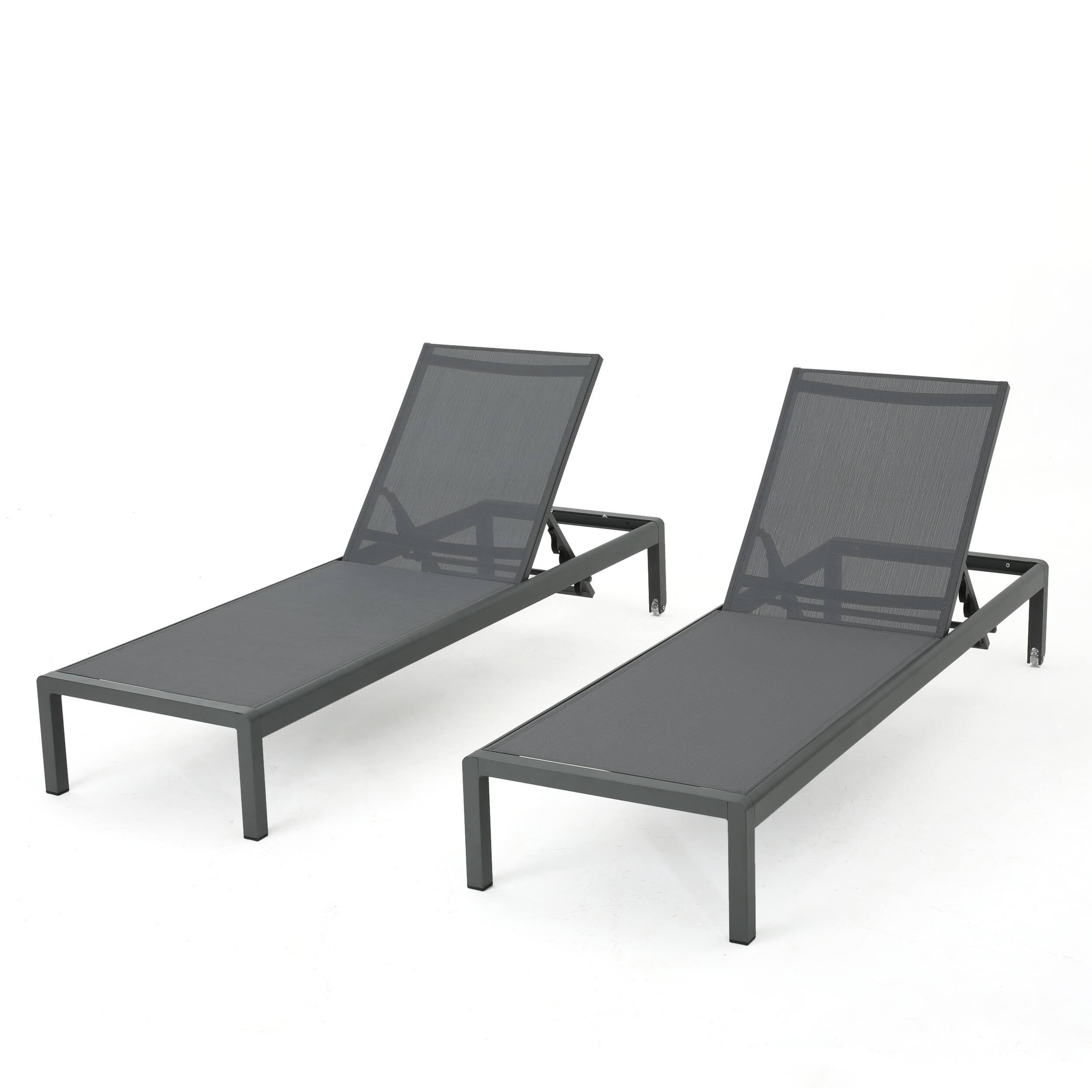Front. Whisen - Outdoor Aluminum Chaise Lounge Chair Set of 2, 5-Position Adjustable Reclining Poolside Lounge with Wheels - Gray.