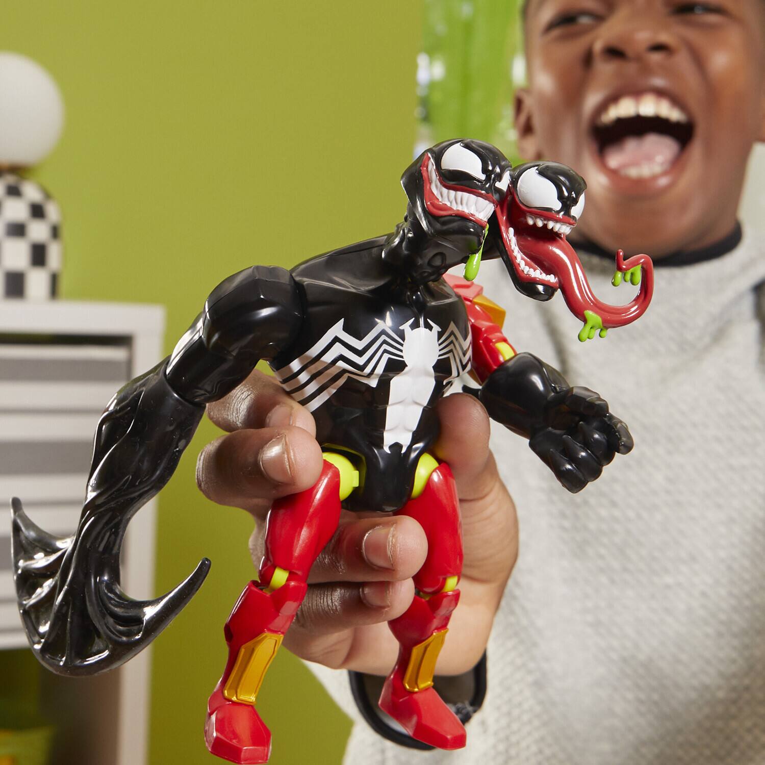 Hasbro Marvel MixMashers Venom COLLECTIBLES Multicolor