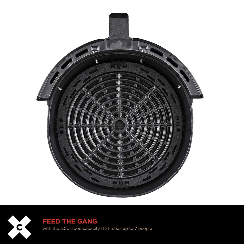 FEED THE GANG  
with the 5.0qt food capacity that feeds up to 7 people