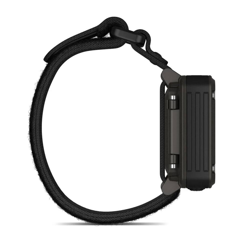 Garmin Foretrex 801 Wrist Mounted GPS Navigator with Strap