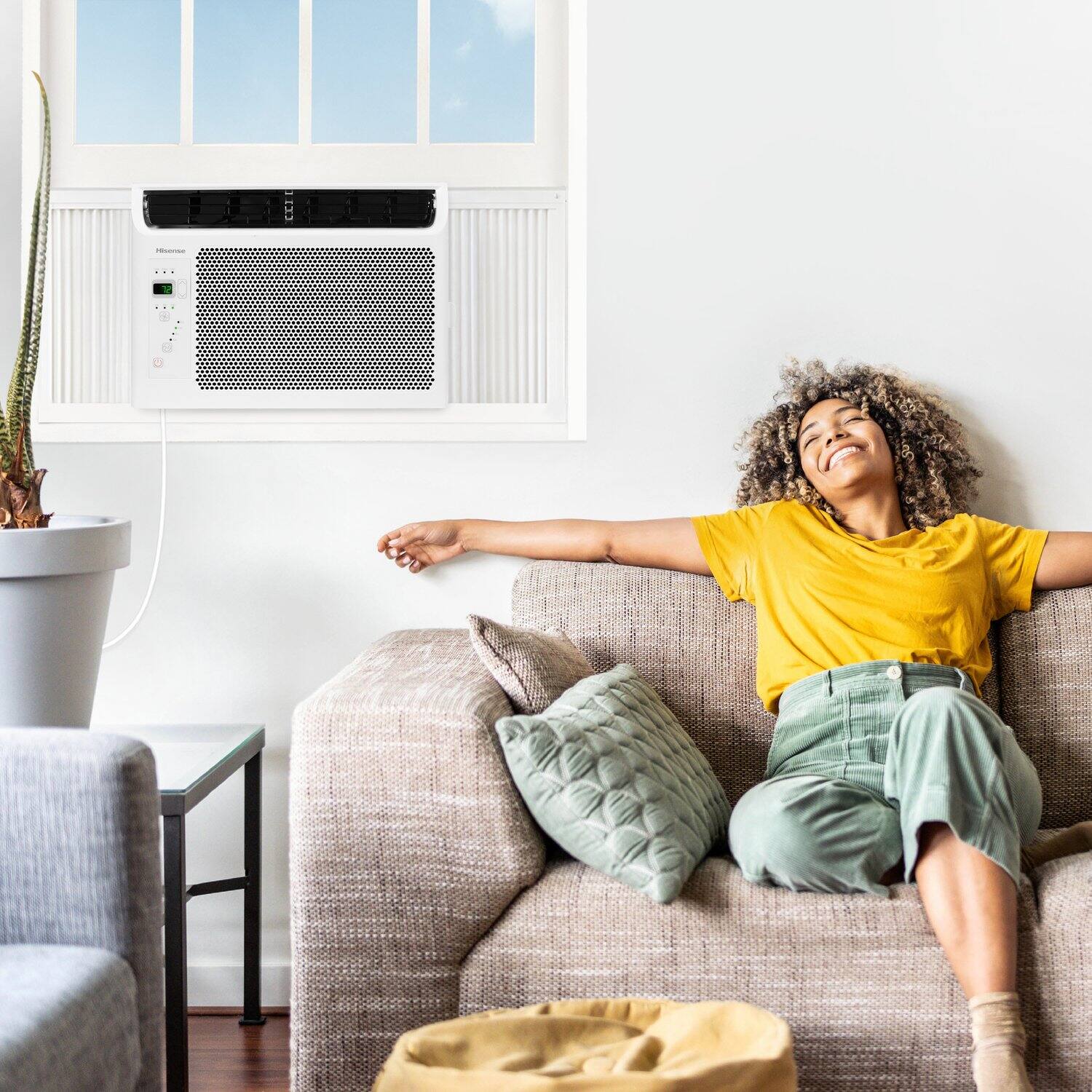 Alt View 23. Hisense - 6,000 BTU 250 Sq Ft Window Air Conditioner with Remote - White.