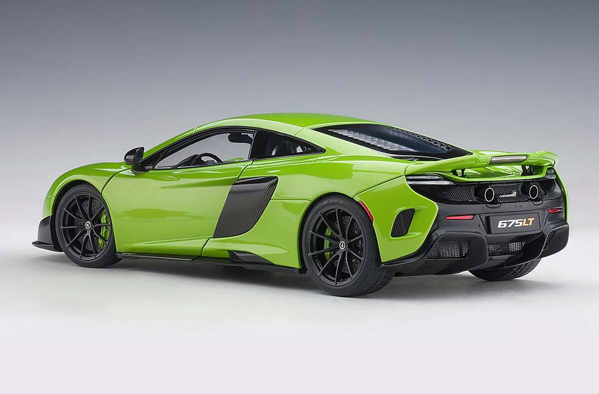 E PERO 675LT