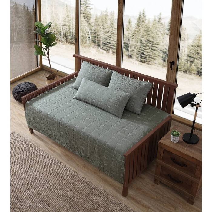 Angle. Hivvago - Lightweight Dark Green Brick Fish Pattern 4 Piece Cotton Daybed Cover Set - Dark Green.