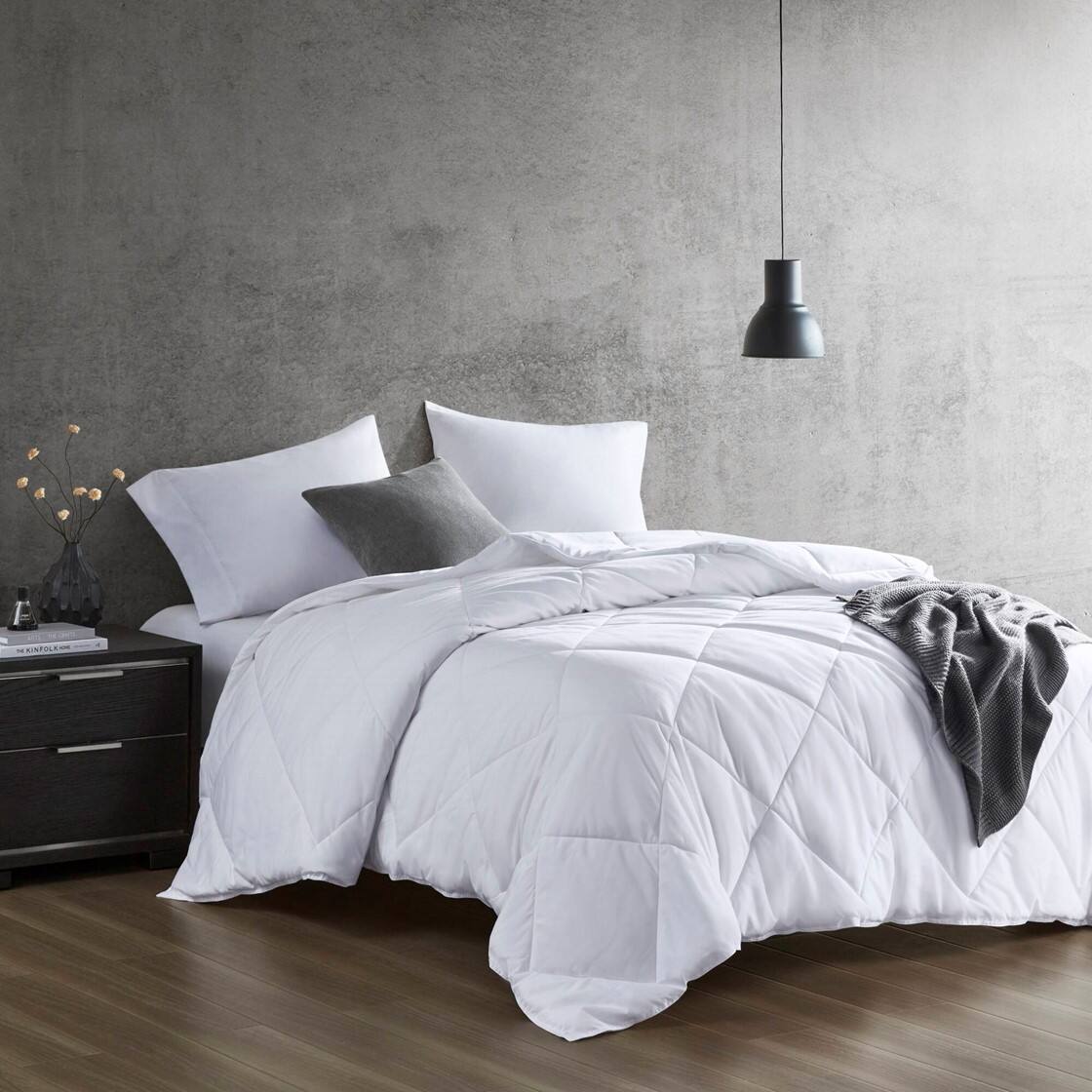 Alt View 1. Gracie Mills - Gracie Mills Brielle Oversized Down Alternative Comforter - White.