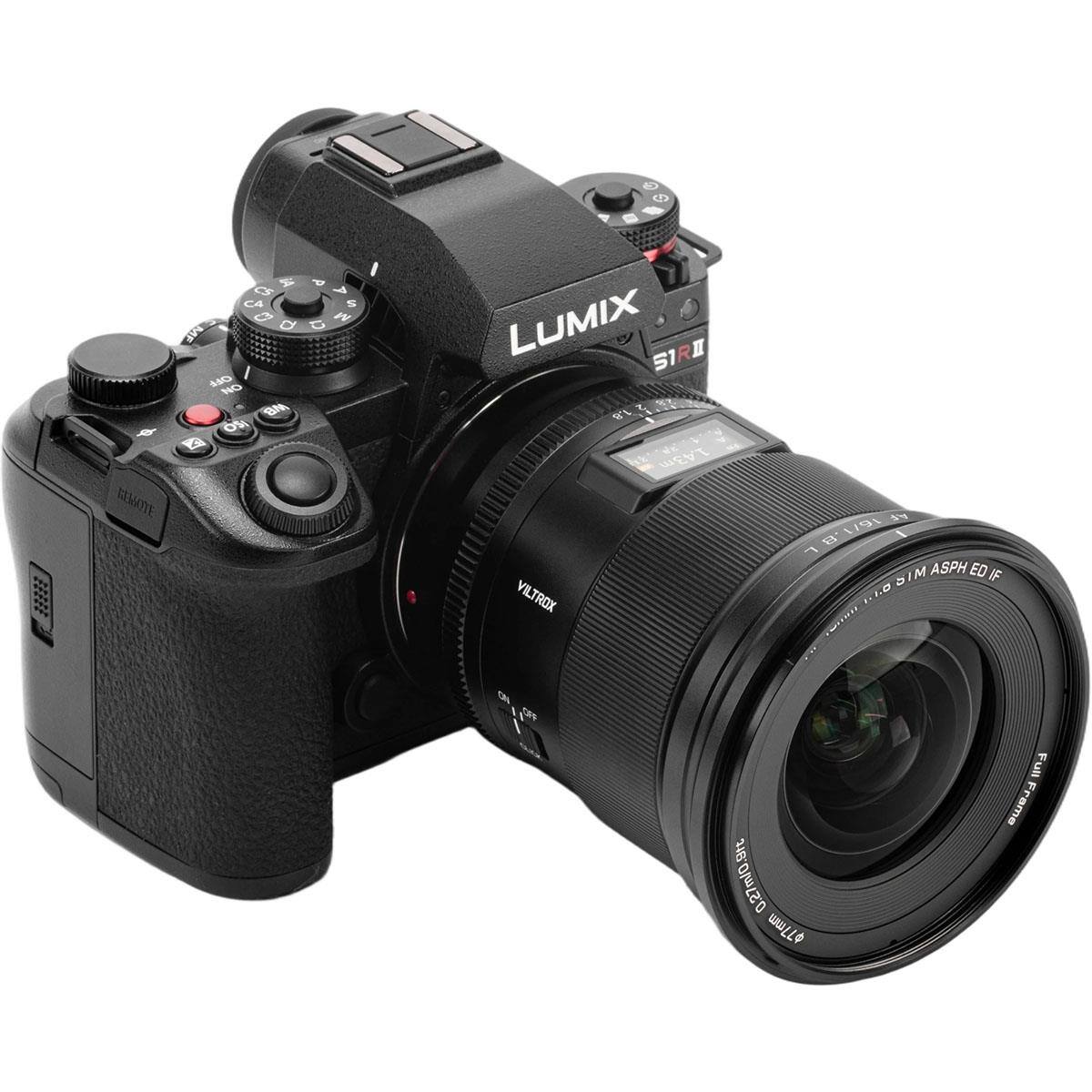 C5 A C4 C3 C2 MF OFF NO WB OSI IS GEMOTE  
P A S C1 M  
LUMIX S1R II  
24-87 1.8 1.43m VILTROX  
AF 8 16/1 L SIM ASPH ED IF  
HIMAI  
FRO!  
.9tt 0.815,2.0 77mm  
Full Frame