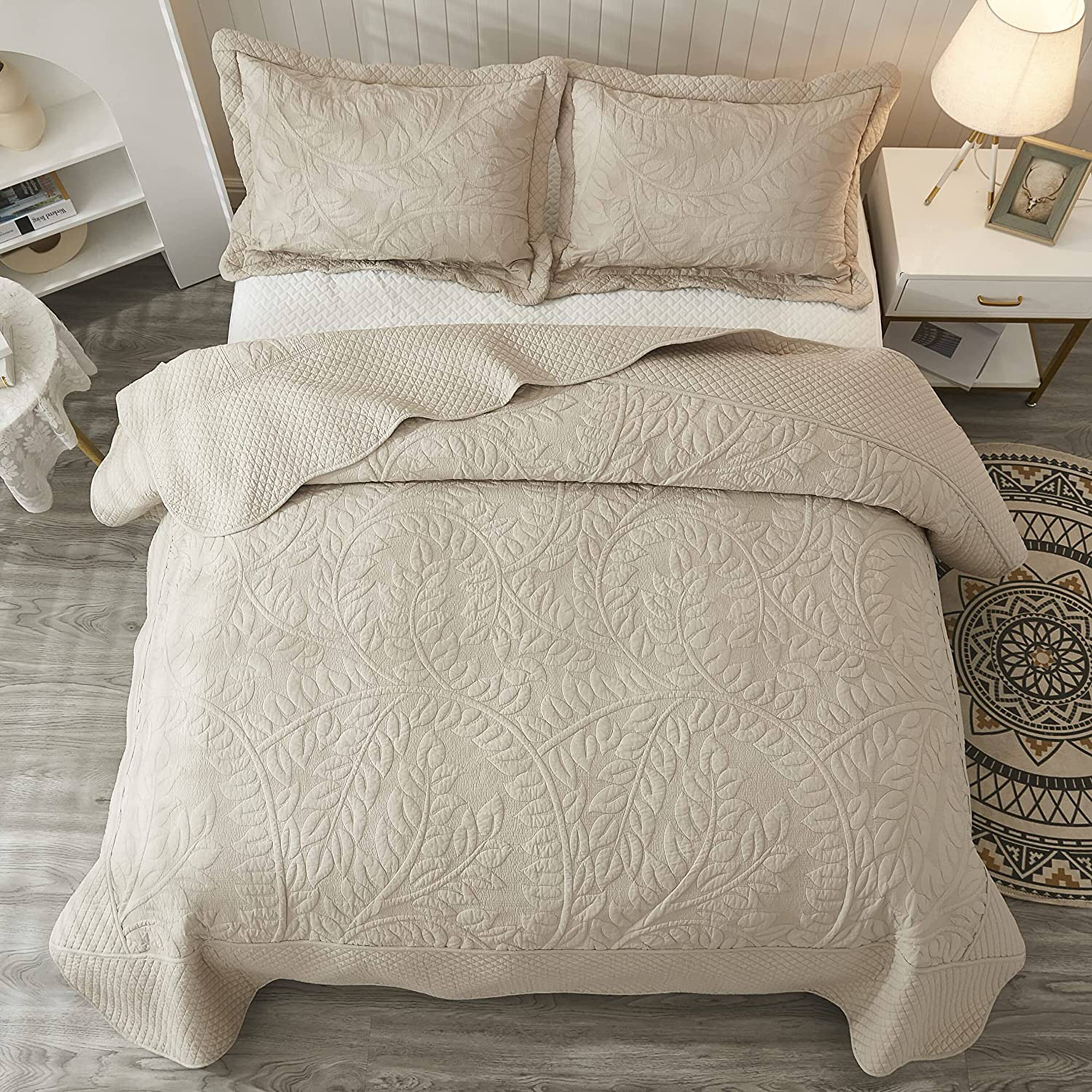 Angle. MarCielo - Marcielo 2/3 Piece 100% Cotton Oversized Bedspread Lightweight Quilt Set - Beige Khaki.