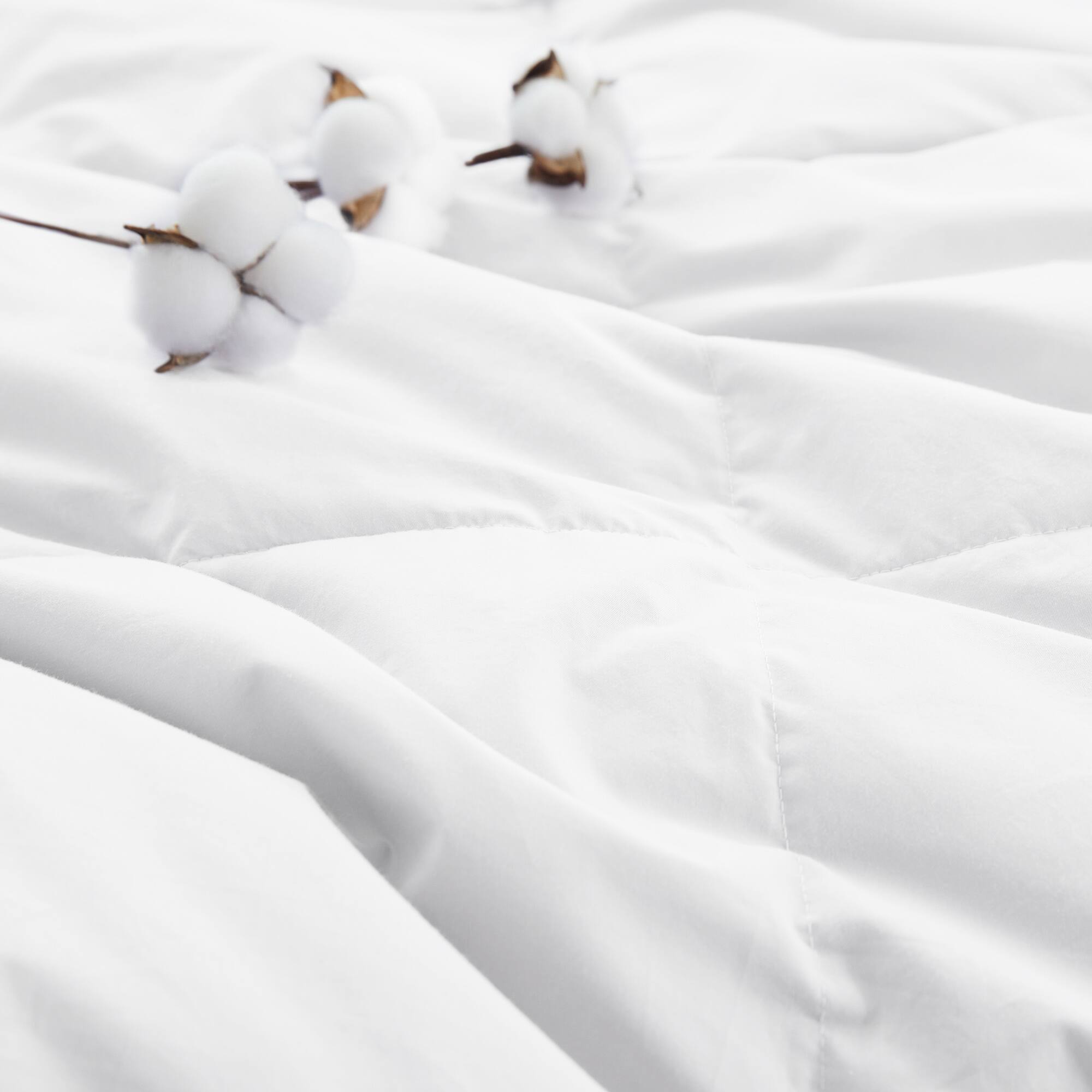 Alt View 1. Puredown - Puredown Lightweight Organic Cotton Down Fiber Comforter, White, King - White.