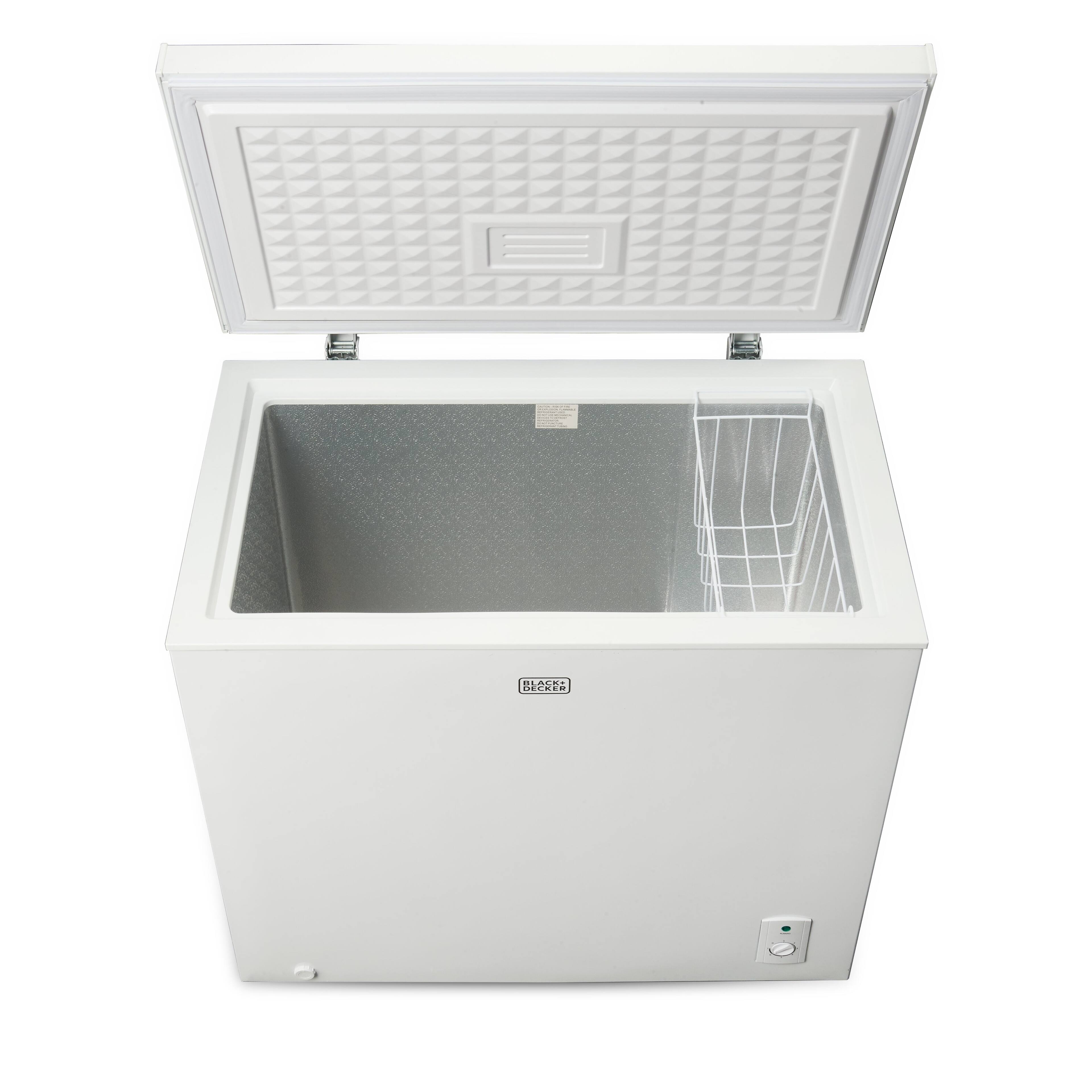 Back. Black+Decker - BLACK+DECKER 7.0 Cu. Ft. Chest Freezer, Holds up to 245 Lbs. of Frozen Food with Organizer Basket - WHITE.