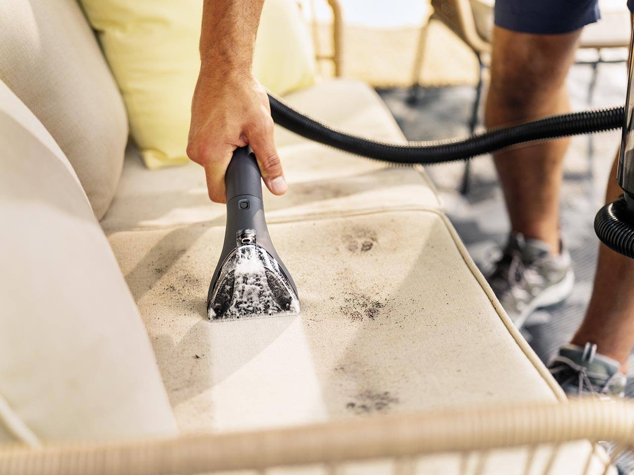 Alt View 1. BISSELL - Little Pet Pro Portable Carpet Cleaner - Green.