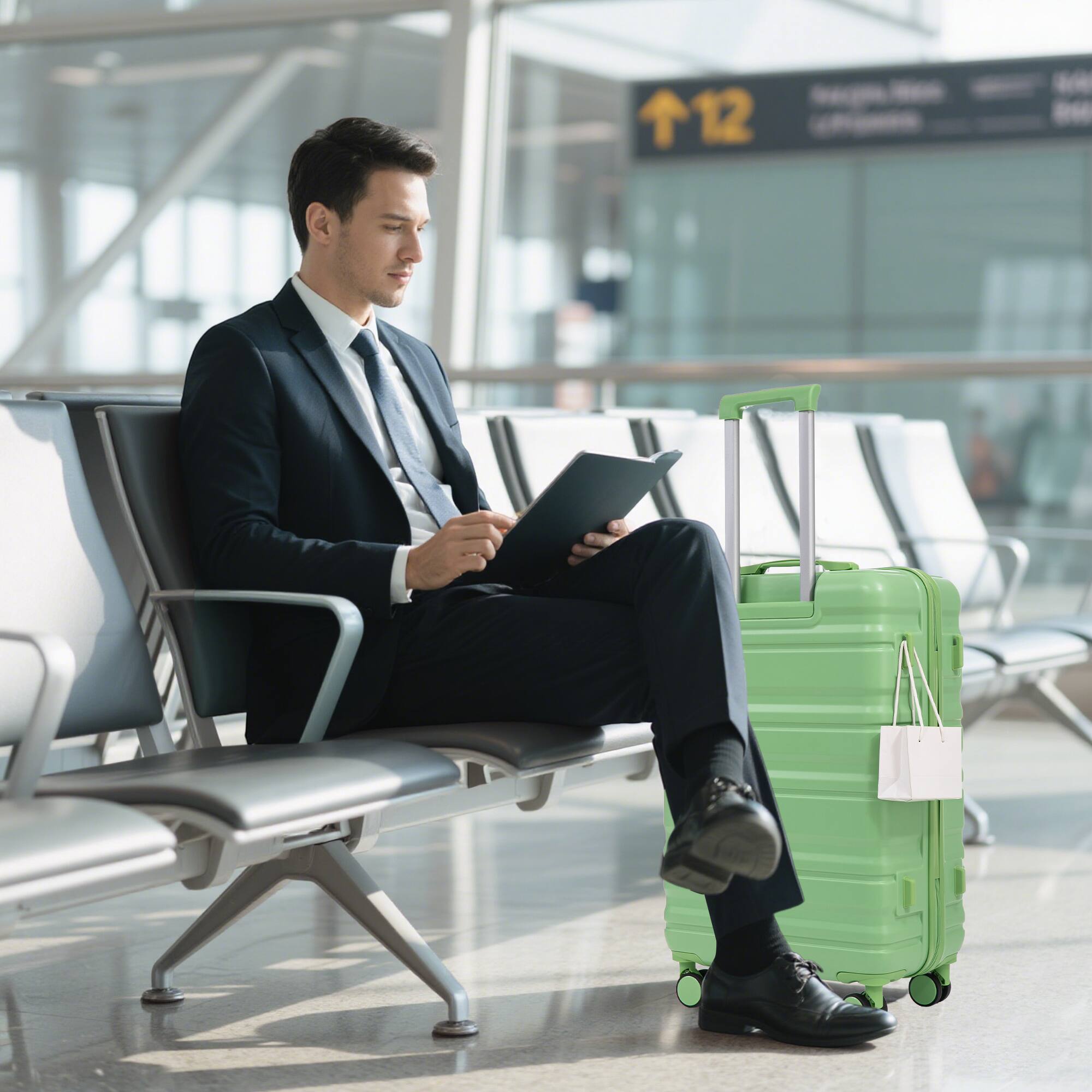 Alt View 1. LOVMOR - Lovmor 3-Piece ABS Luggage Set 20/24/28"  Spinner  Combination Lock  Green - Green.