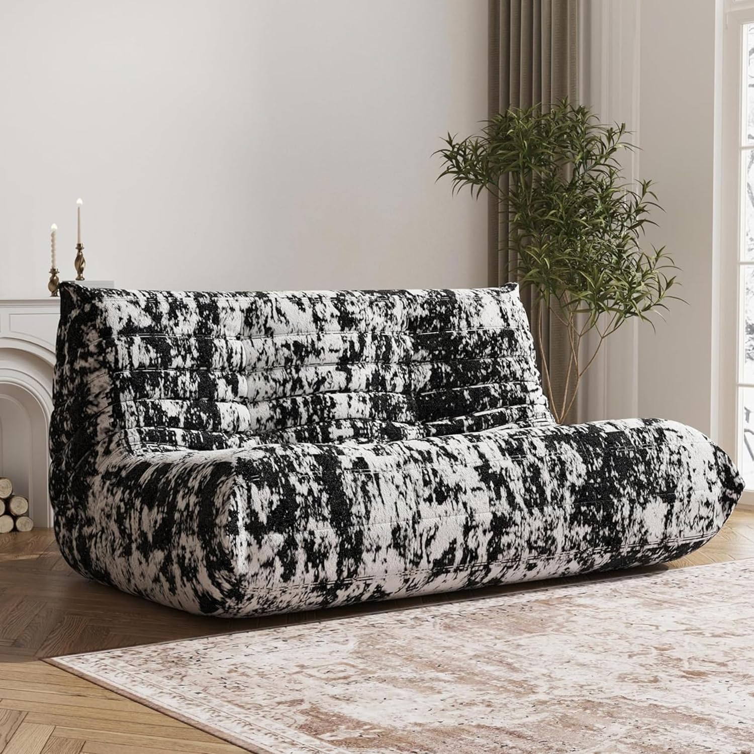Black Pattern Loveseat