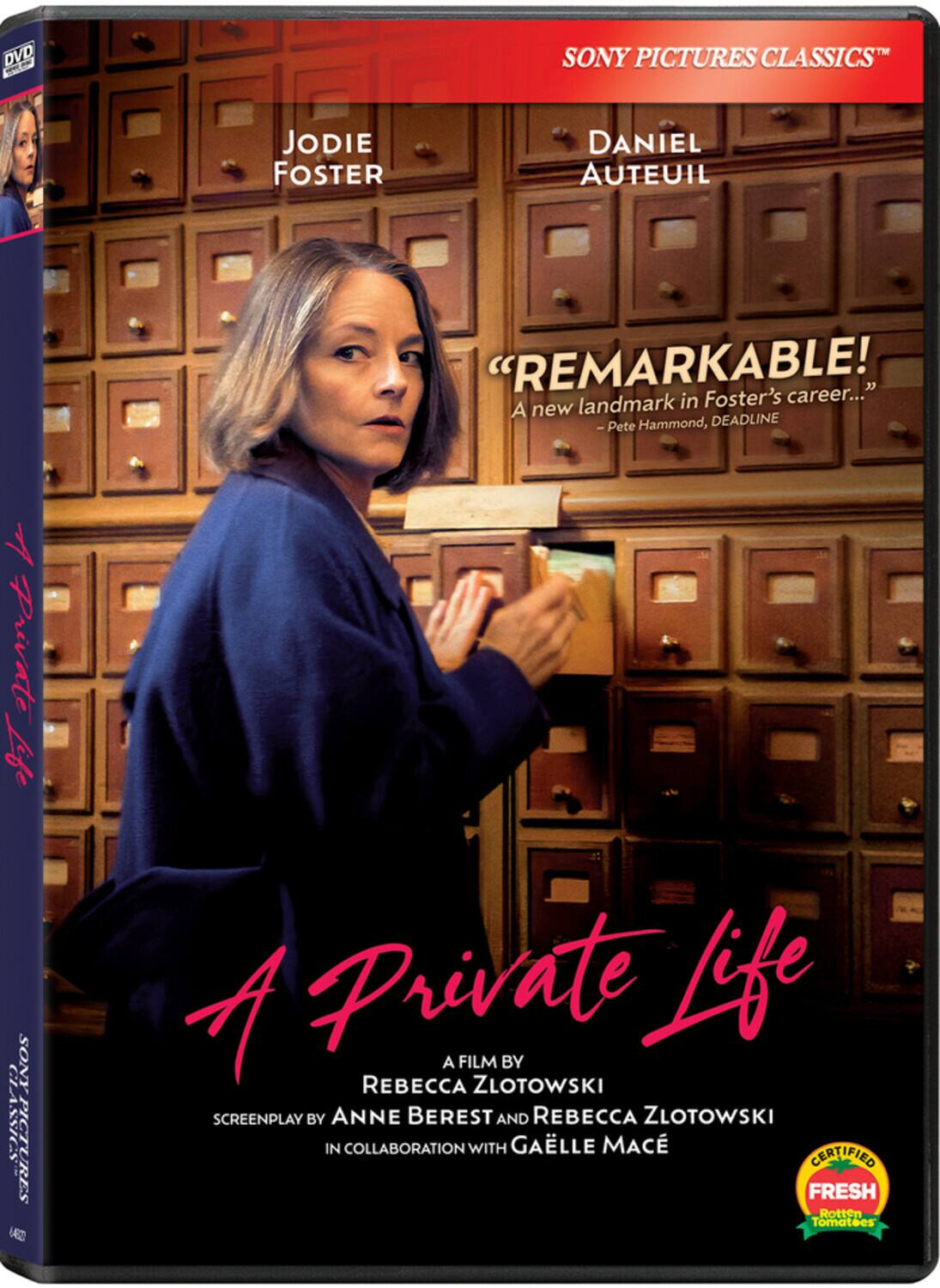 Front. A Private Life   - DVD.