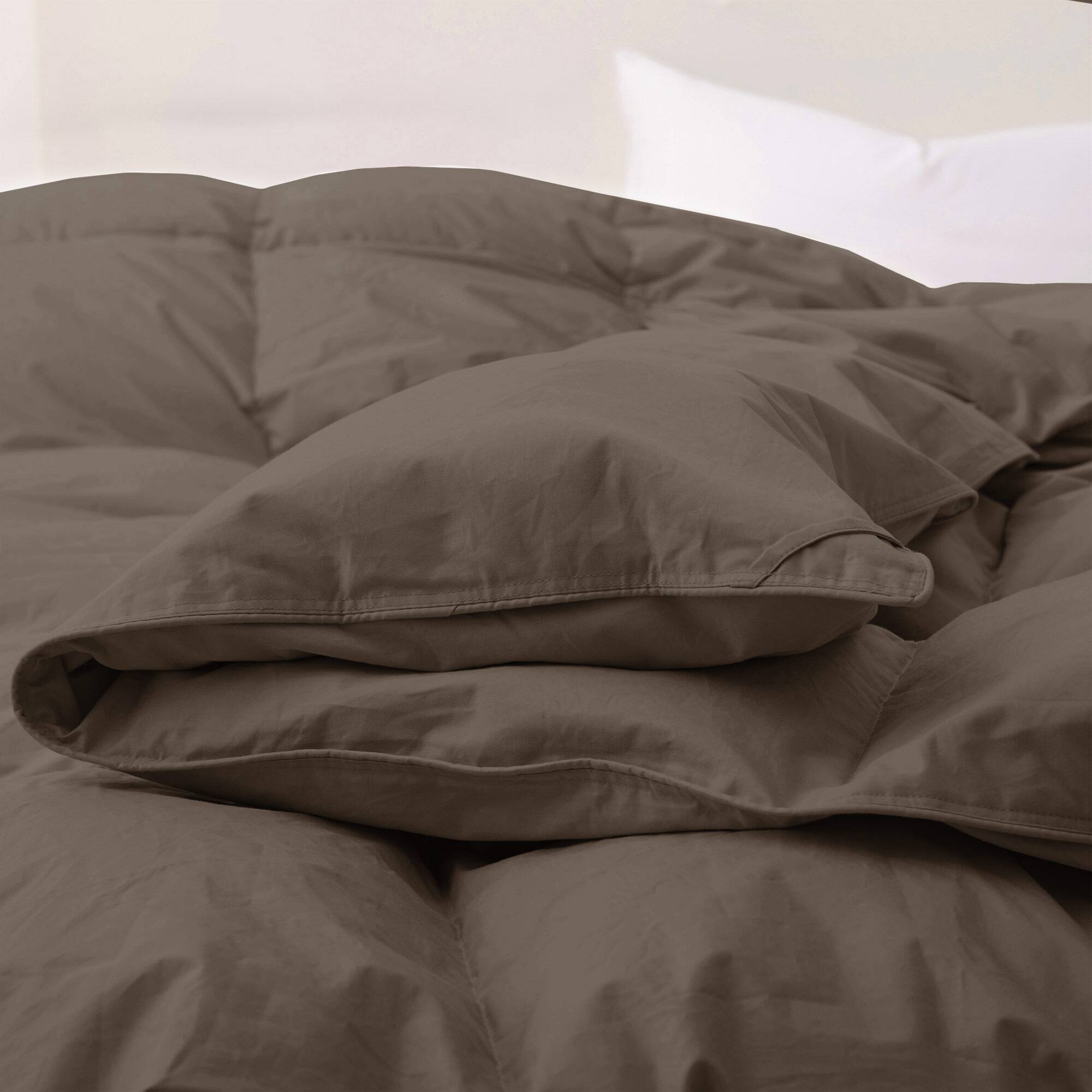 Left. Puredown - Puredown All Season Organic Cotton Down & Feather Comforter Made in Germany, Brown, Full/Queen - Brown.