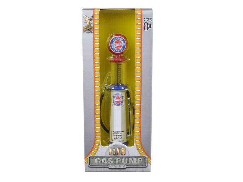 ROOP  
AGES 8+  
AUTHORIZED  
Buick M SERVICE  
Buick  
VNIC  
CONTAINS LEAD  
NON-8 GAS PUMP REPLICA  
1:18  
GAS PUMP REPLICA