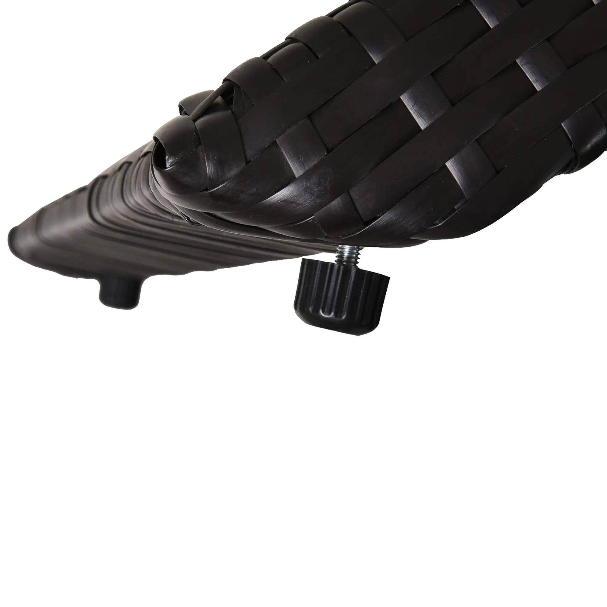 Back. Resenkos - Resenkos Patio Foldable Wicker Chaise Lounge, PE Rattan Outdoor Lounge Chair, Bed With Cushion, Cream White - Cream White.